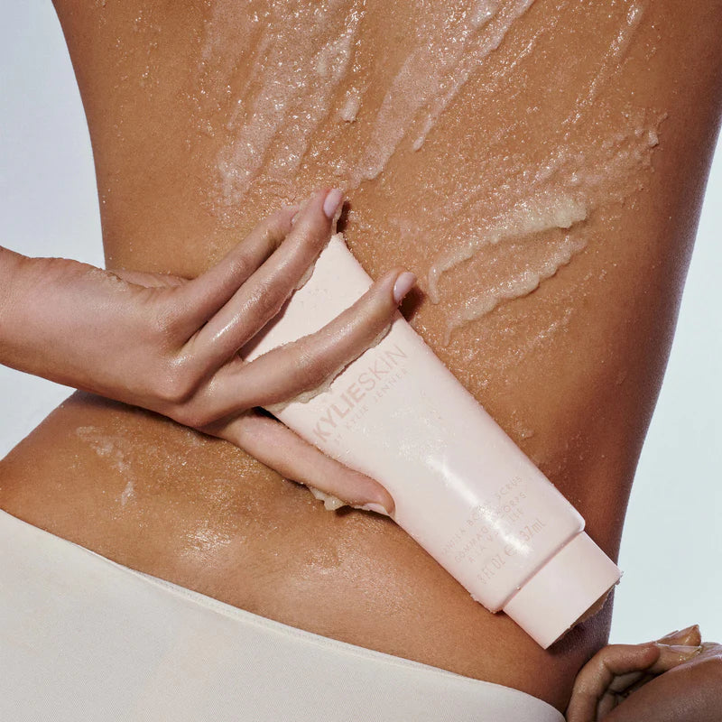 Kylie Cosmetics Vanilla Body Scrub – Exfoliating & Moisturizing for Soft, Smooth Skin | Perfect for Spa Day & Self-Care Routine