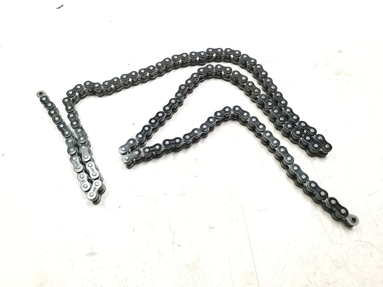 2004-2005 Honda CBR1000RR OEM Drive Chain 530SX3 - 12K Miles Replacement Part for Motorcycle Maintenance & Racing Performance