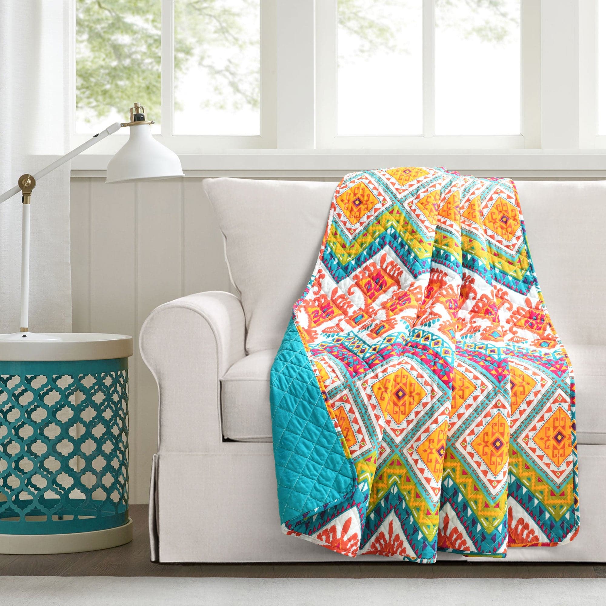 Boho Chevron Reversible Cotton Throw Blanket - Soft Lightweight Bedspread for Couch, Sofa & Bed - Perfect for Home Decor, Cozy Nights & Gift Giving