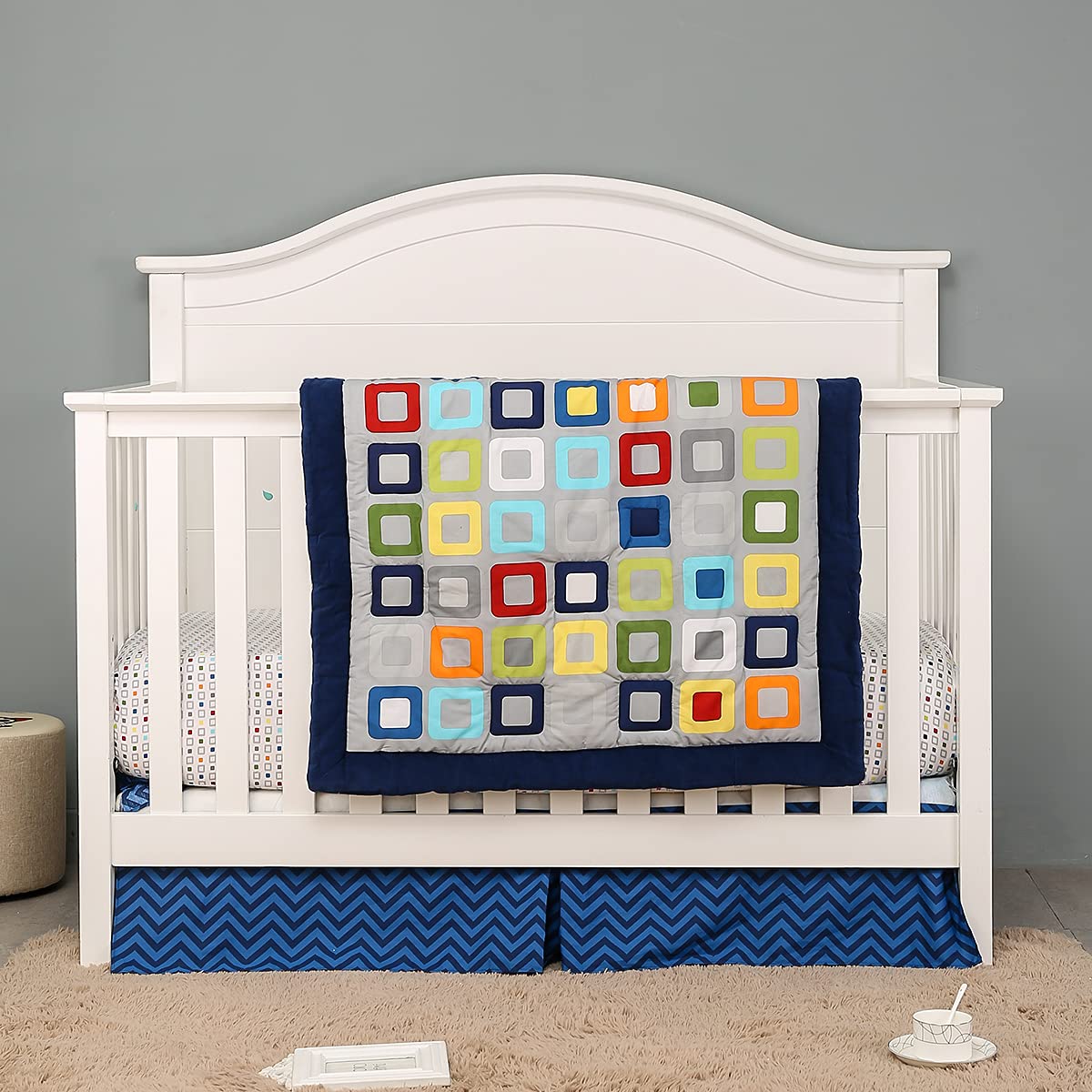2 PCs Navy Blue Geometric Nursery Crib Bedding Set - Quilt & Fitted Sheet for Baby Boys - Modern Geometric Pattern Cot Bedding - Perfect for Newborns, Infants & Toddlers - Ideal for Nurseries, Daycares & Baby Showers