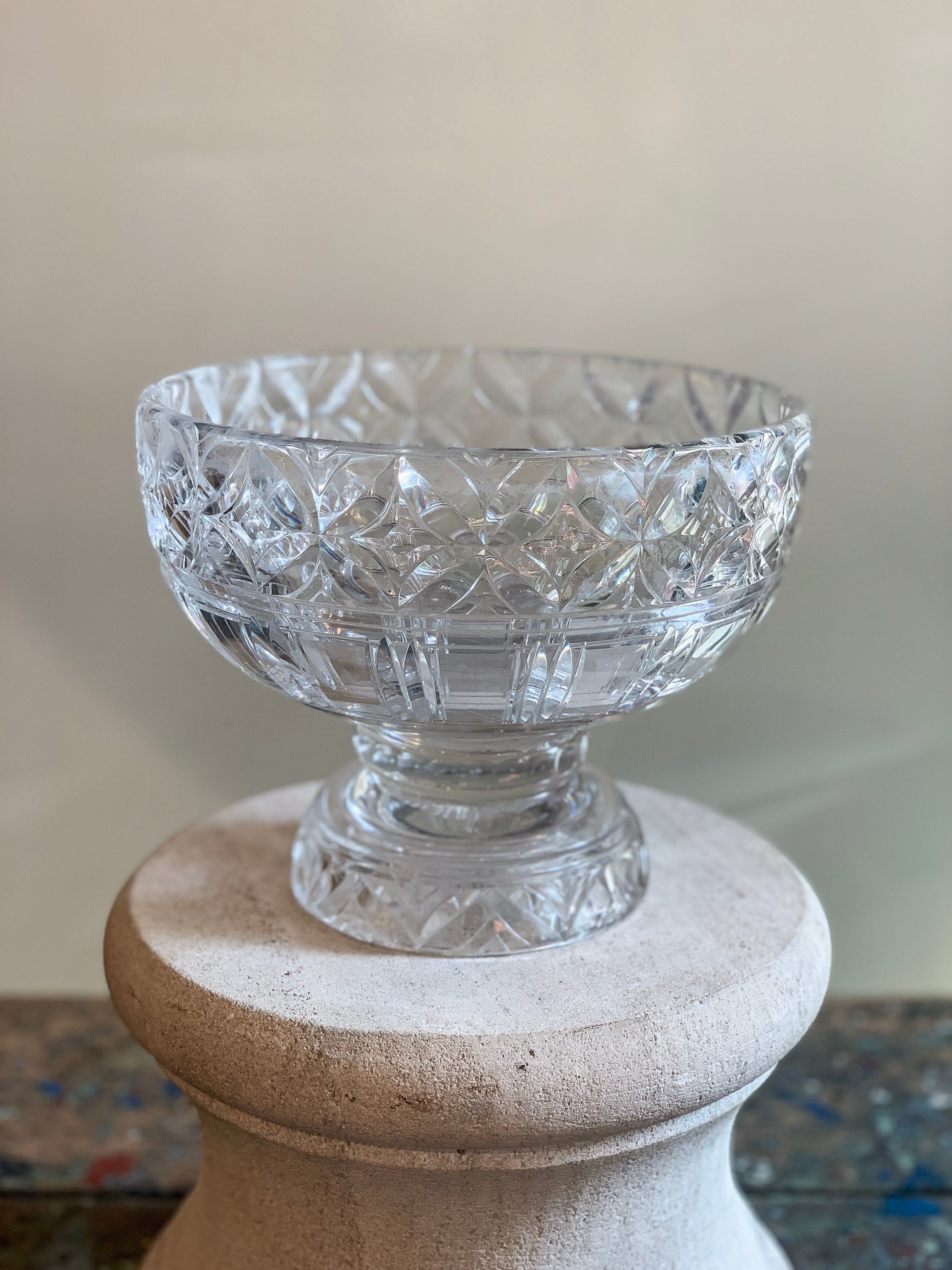 Stuart Crystal Footed Bowl - Elegant Glass Serving Bowl for Desserts, Salads & Entertaining - Perfect for Weddings, Parties & Home Decor