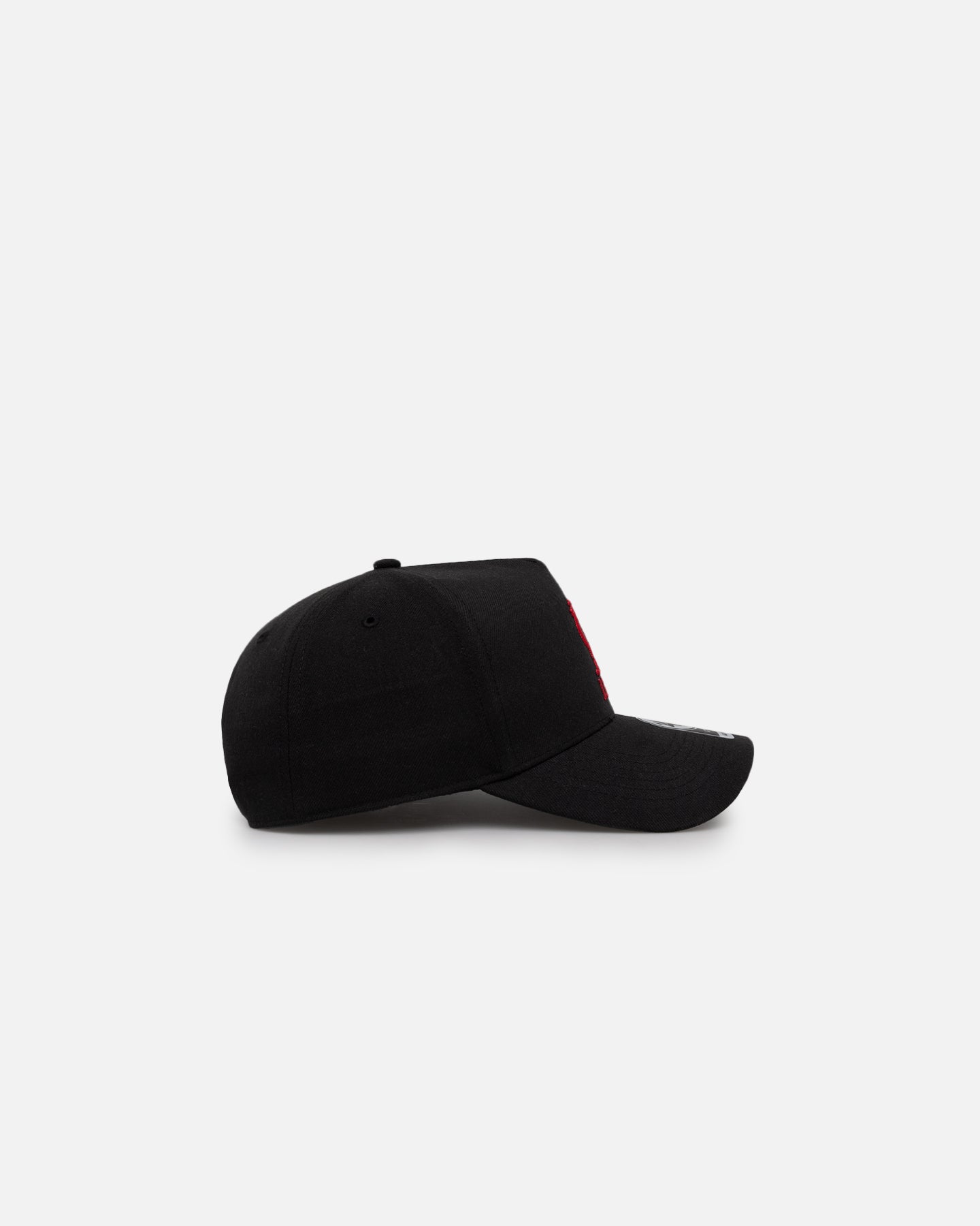 47 Brand Liverpool F.C. MVP DT Snapback Cap - Black/Red Adjustable Baseball Hat for Men & Women - Perfect for Football Games, Streetwear Fashion & Fan Collections