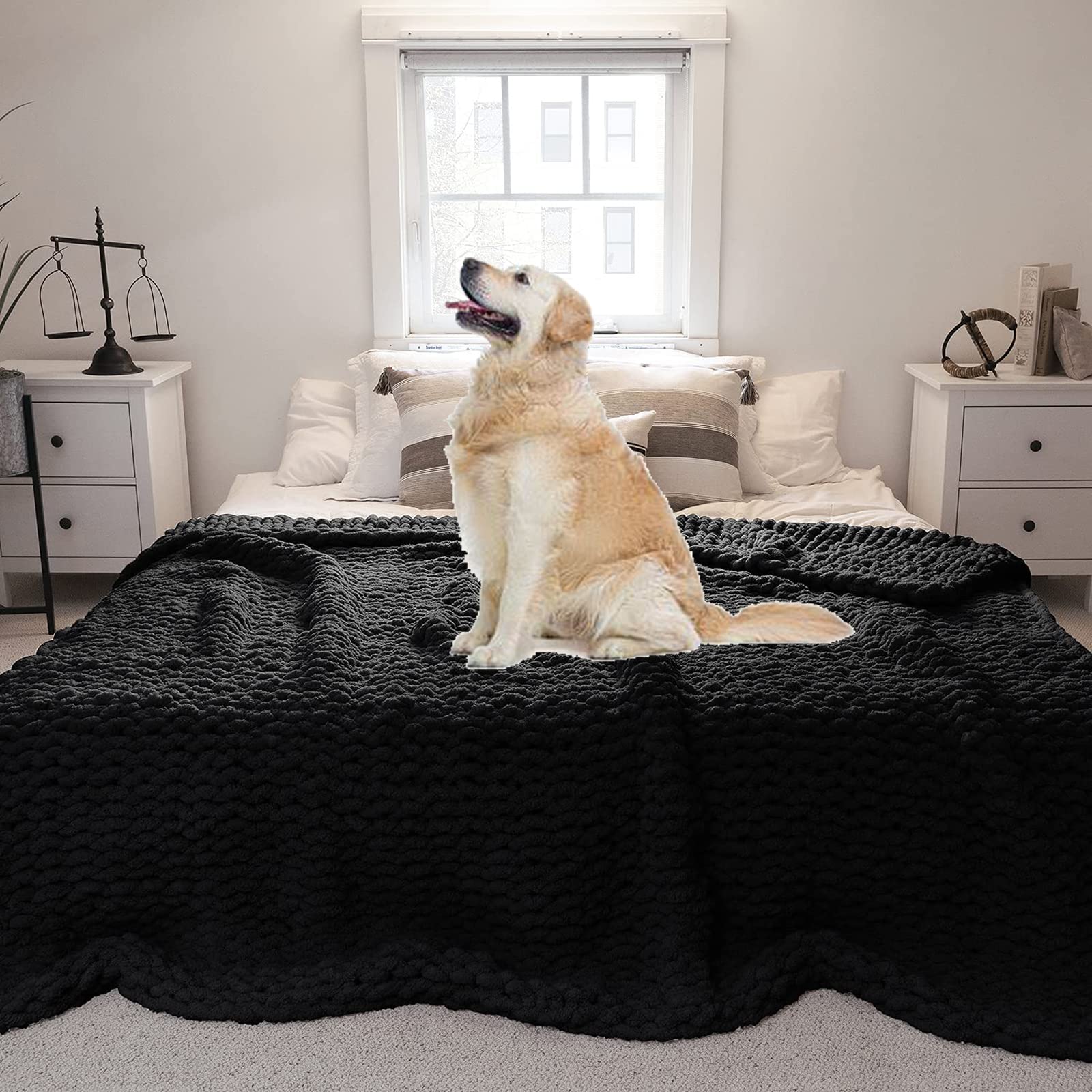 Chunky Knit Blanket Chenille Throw - Large Soft Weighted Knitted Blanket 80x80cm - Super Warm & Cozy Machine Washable for Sofa, Bed, Couch - Perfect for Winter Nights, Home Decor, Gift Idea