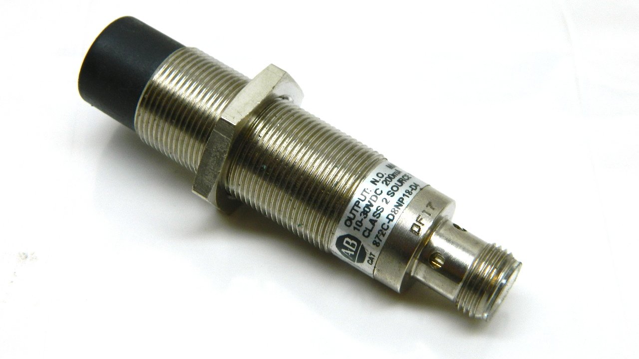 Allen Bradley 872C-D8NP18-D4 Proximity Sensor Switch 10-30V DC 8mm Sensing Range 18mm Thread - Industrial Automation & Machine Safety Applications