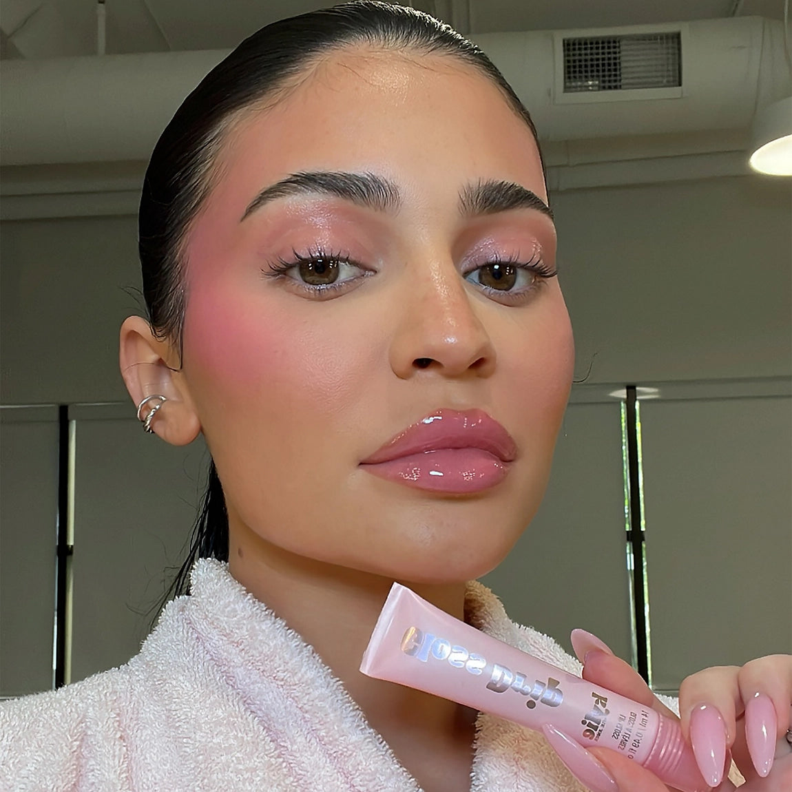 Gloss Drip - High Shine Lip Gloss for Hydration & Plump Lips | Perfect for Everyday Wear & Special Occasions