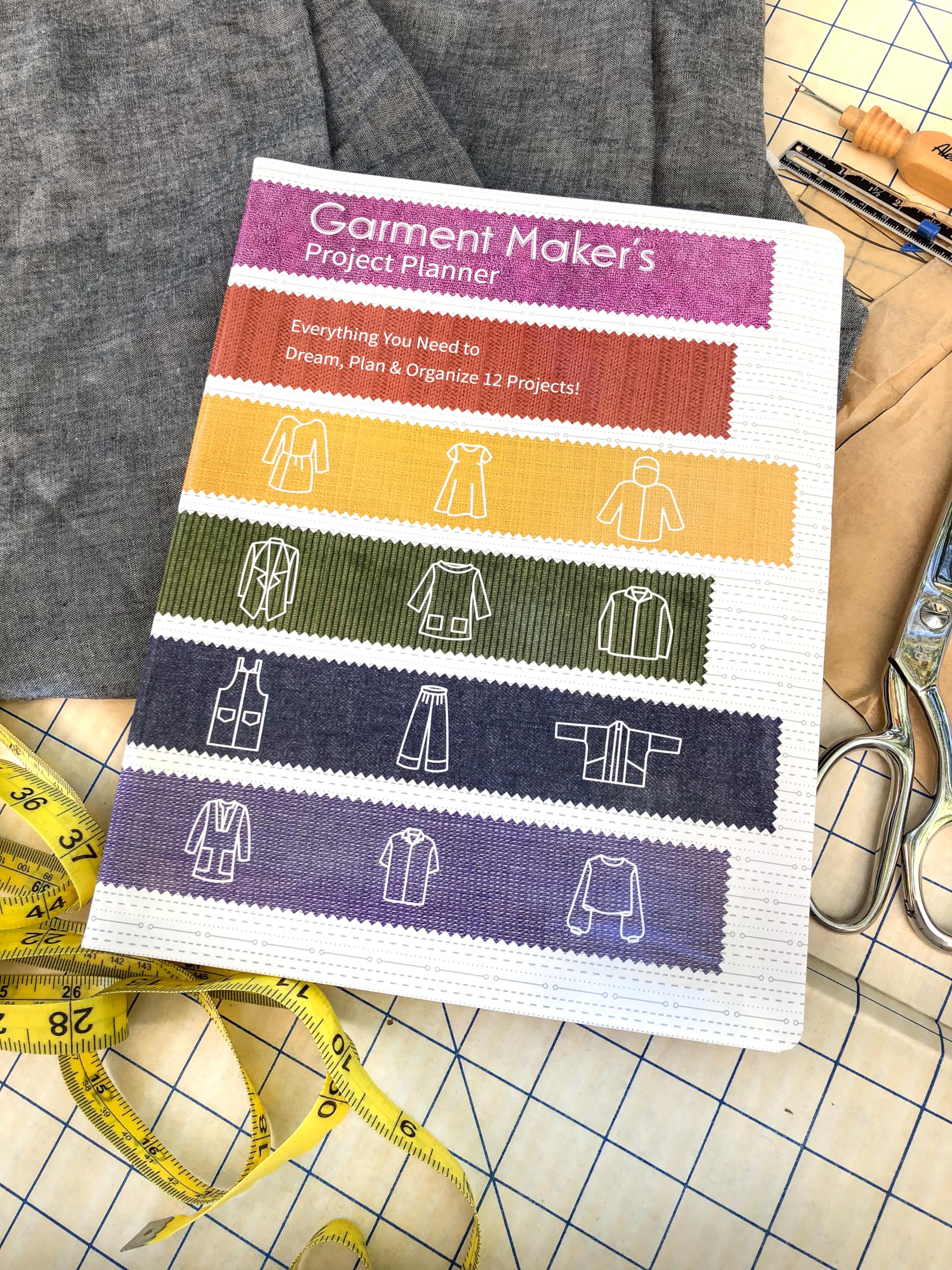 Garment Maker's Project Planner - Ultimate Dream, Plan & Organize Tool for 12 Sewing Projects | Perfect for DIY Fashion Designers & Craft Enthusiasts | Home Studio & Workshop Essential