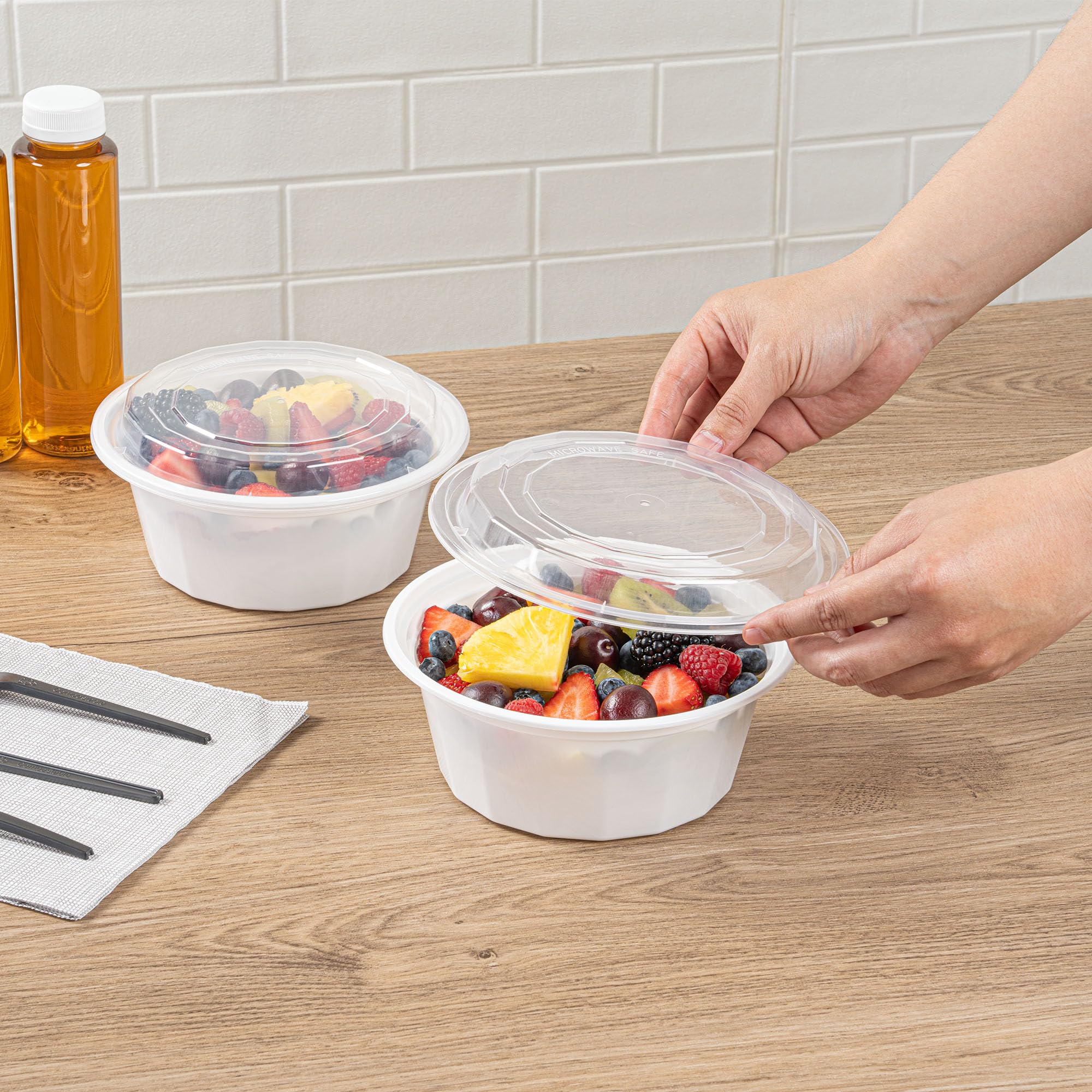 Restaurantware 32oz Disposable Takeout Containers - 100 Pack BPA-Free Microwavable Food Storage Boxes with Clear Plastic Lids | Perfect for Catering, Meal Prep & Leftovers