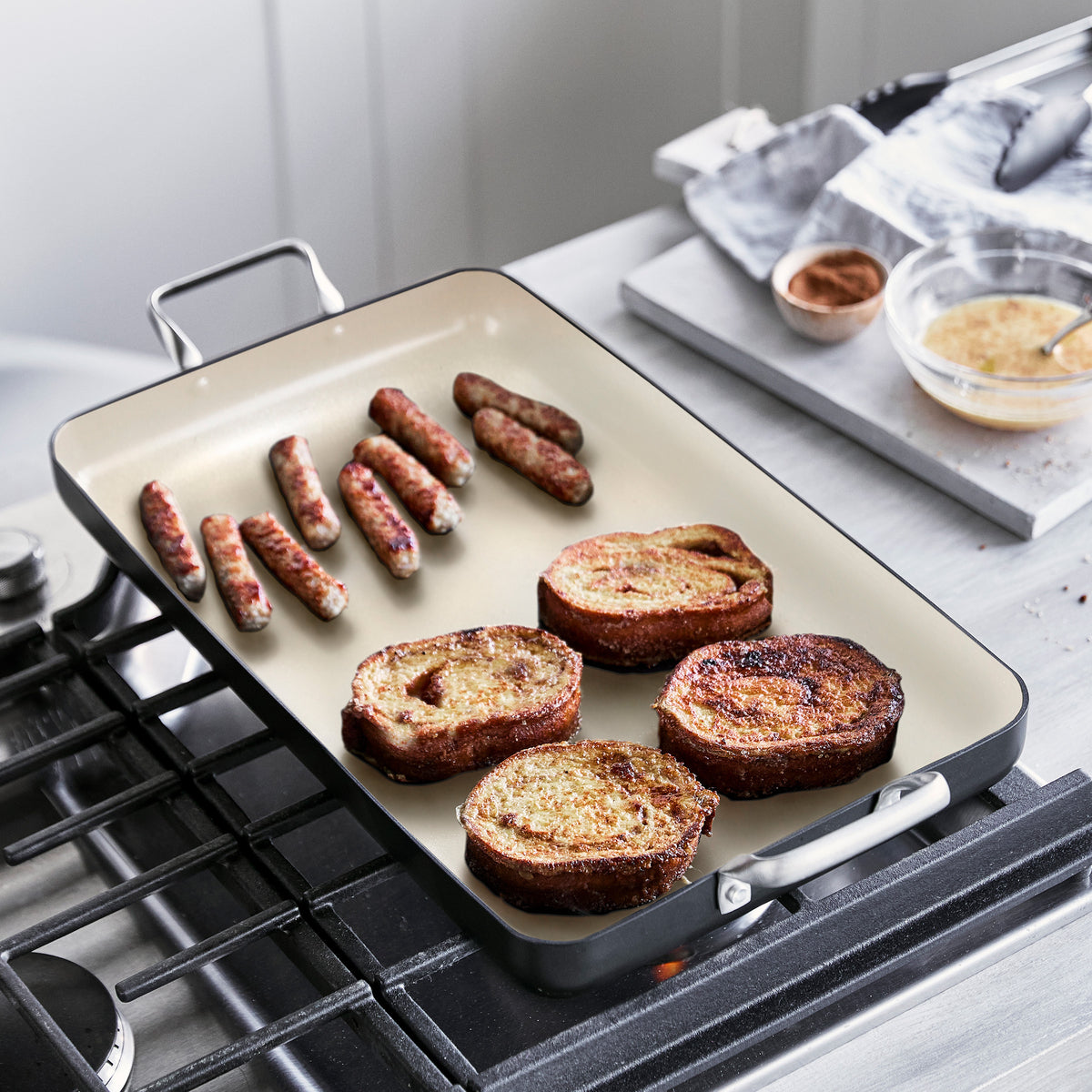Rio Double Griddle - Large Non-Stick Electric Griddle for Pancakes, Burgers & More | Perfect for Breakfast, BBQ & Family Gatherings | Black