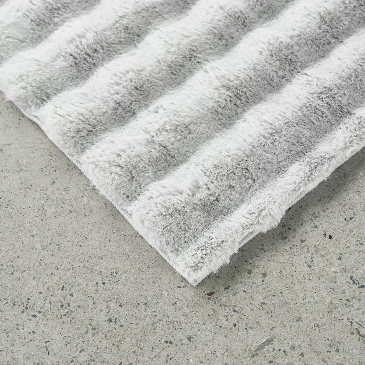 Soft Plush Bubble Washable Rug - Non-Slip Bathroom & Nursery Floor Mat - Machine Washable for Easy Cleaning - Perfect for Kids Room, Playroom & Pet Areas
