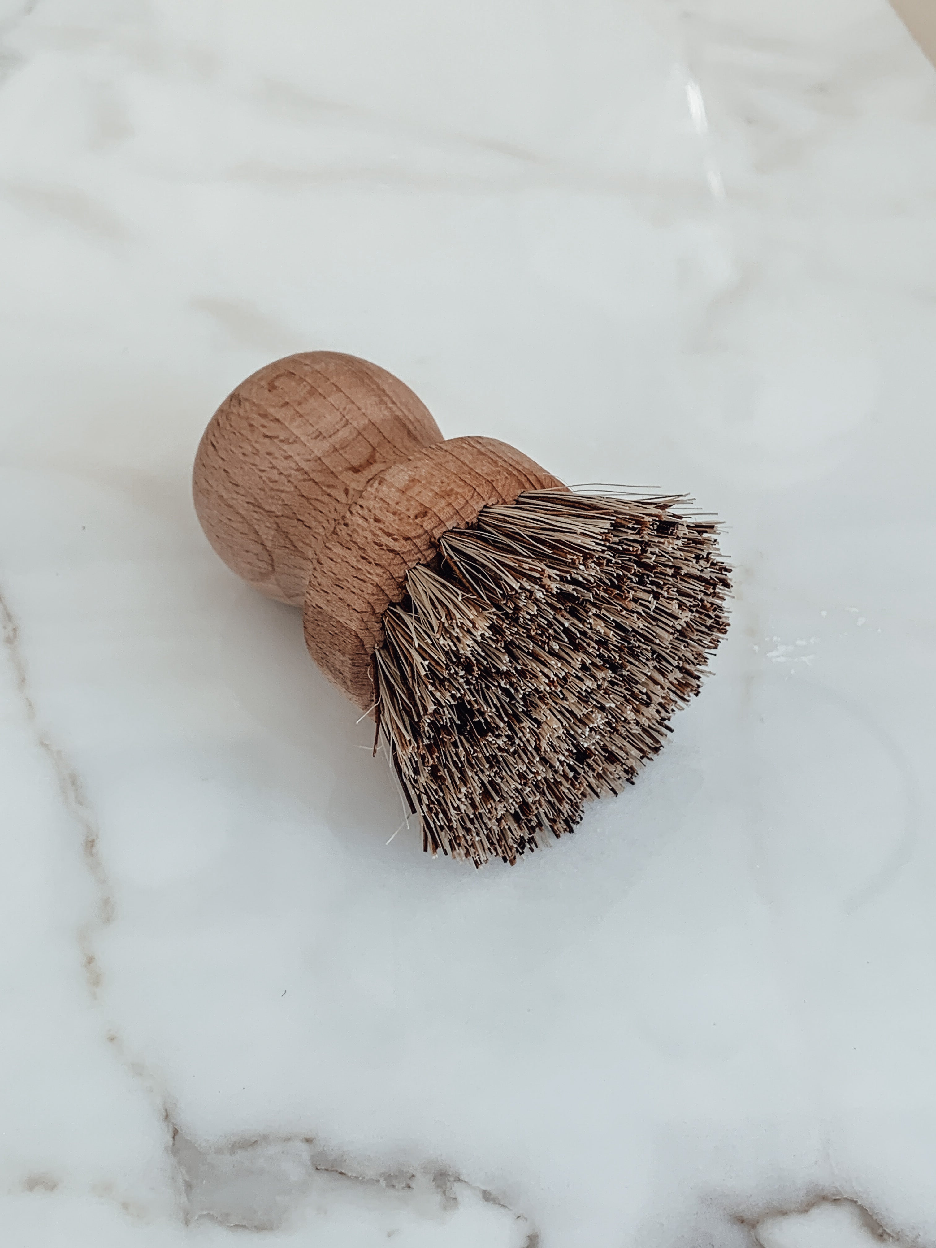 Redecker Premium Pot Brush with Wooden Handle - Durable Kitchen Scrubber for Pots, Pans & Cookware - Ideal for Cleaning Stubborn Food Residue & Grease