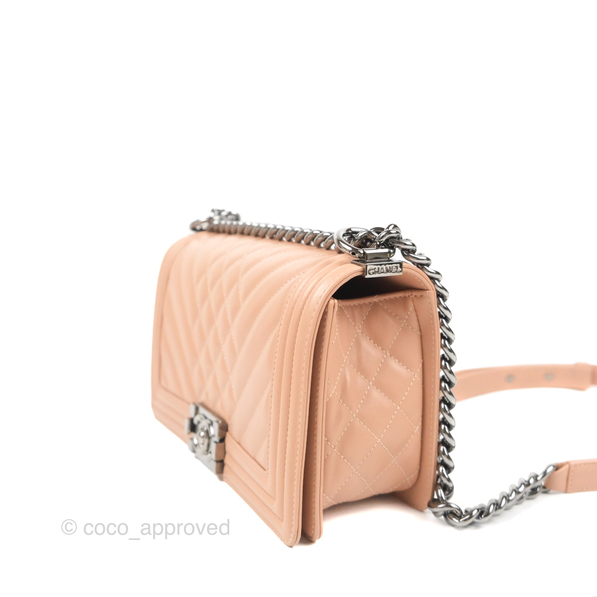 Chanel Chevron & Quilted Medium Boy Bag in Beige Calfskin with Gun Metal Hardware - Luxury Crossbody Bag for Women, Perfect for Date Night & Evening Events