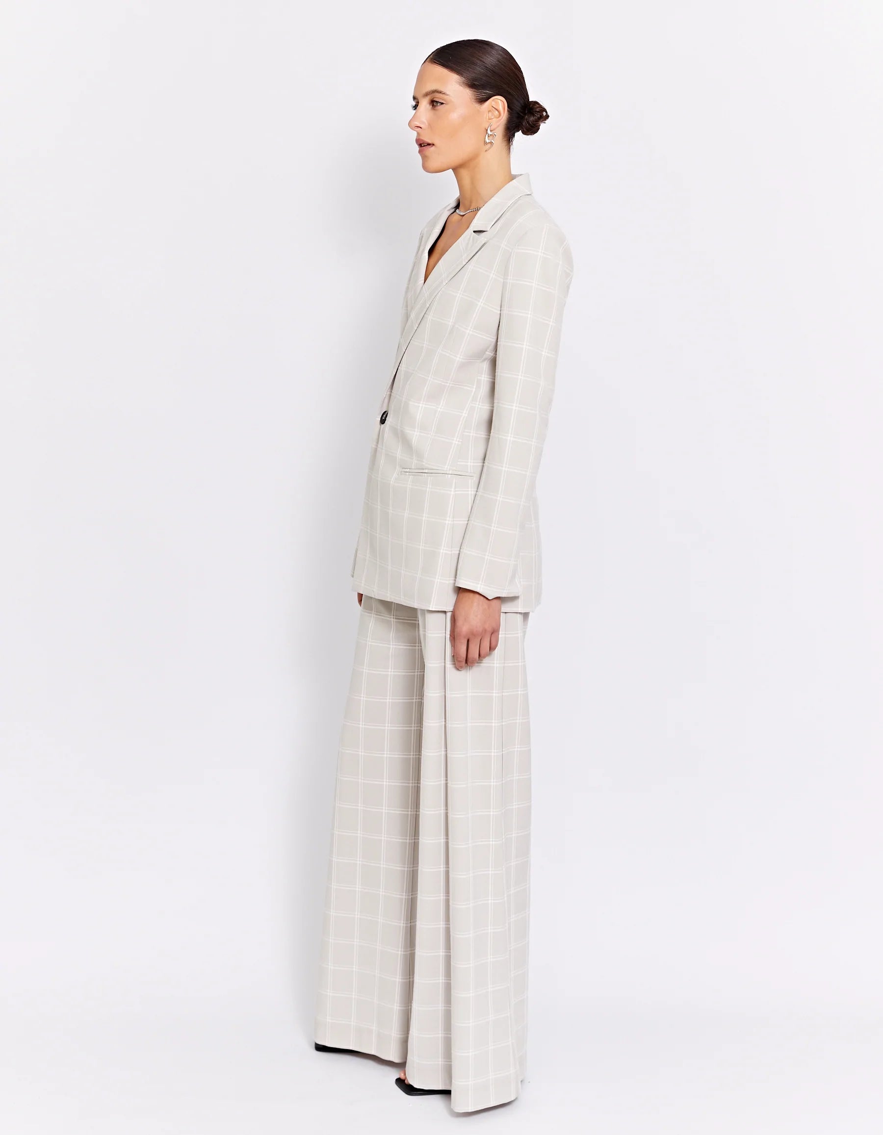 Stylish Estelle Blazer for Women - Trendy Office & Formal Wear - Perfect for Business Meetings, Weddings & Special Occasions