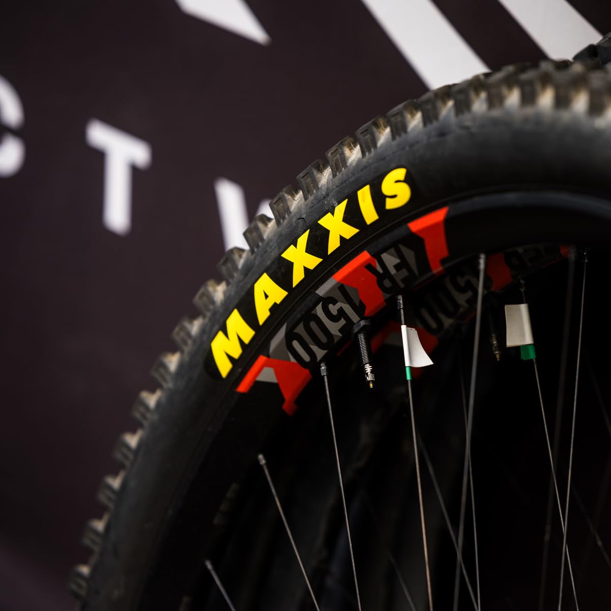 Maxxis Holy Roller BMX & Urban Bike Tire - 26x2.2 Wire Bead 62a Durable Compound for Street Riding & Commuting | Perfect for BMX Tricks, Urban Cycling & Daily Commutes