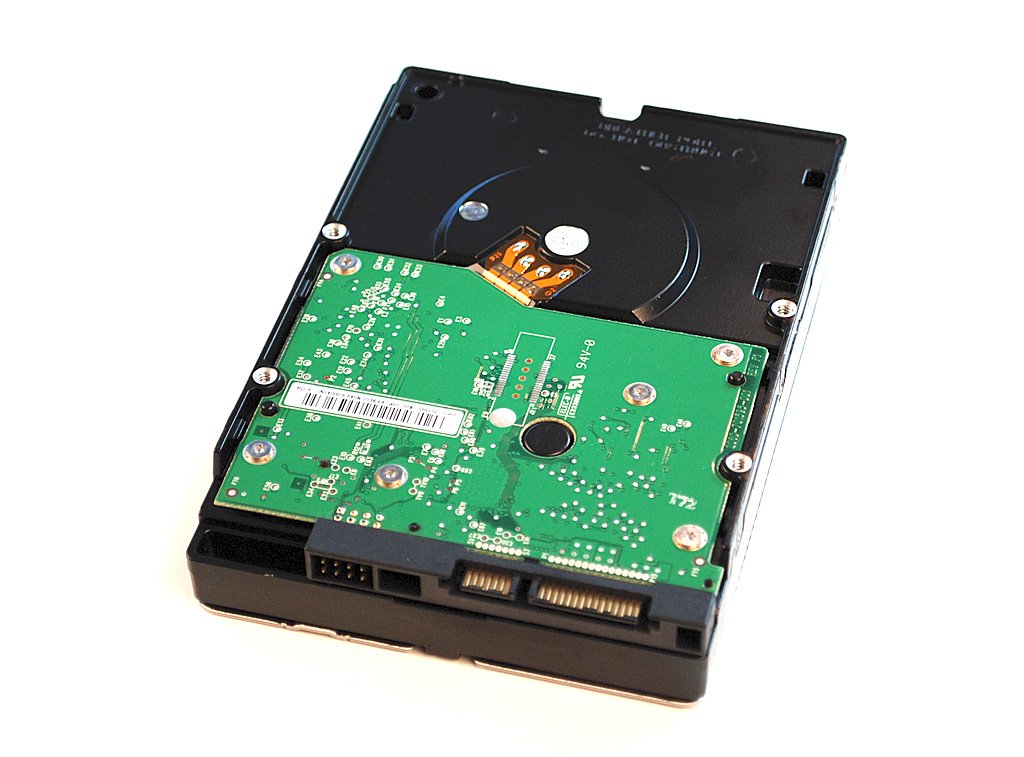 Hitachi HDS7210LA330 1TB 7200 RPM SATA 3.5