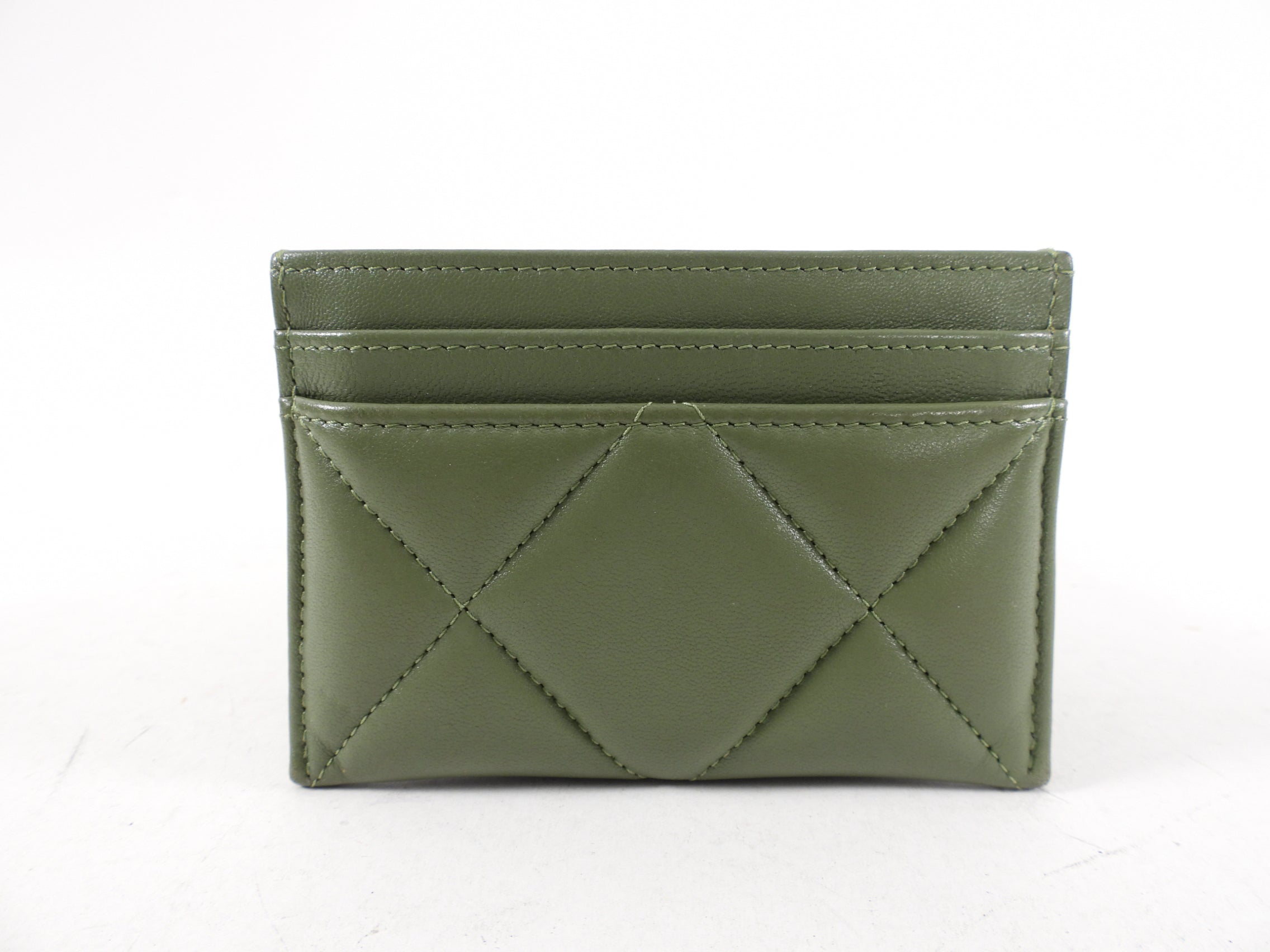 Chanel 21B Green Quilted Leather Card Holder Wallet - Luxury Designer O-Case for Credit Cards & Cash - Perfect for Everyday Use, Travel & Gifting