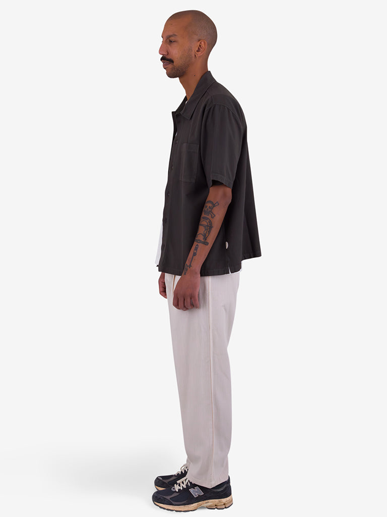 Folk Gabe Shirt in Soft Black - Premium Comfort Cotton T-Shirt for Men - Perfect for Casual Wear, Street Style & Everyday Outfits
