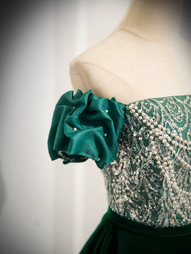 Elegant A-Line Velvet Sequin Beaded Green Long Prom Dress - Formal Evening Gown for Homecoming, Ball, and Special Occasions