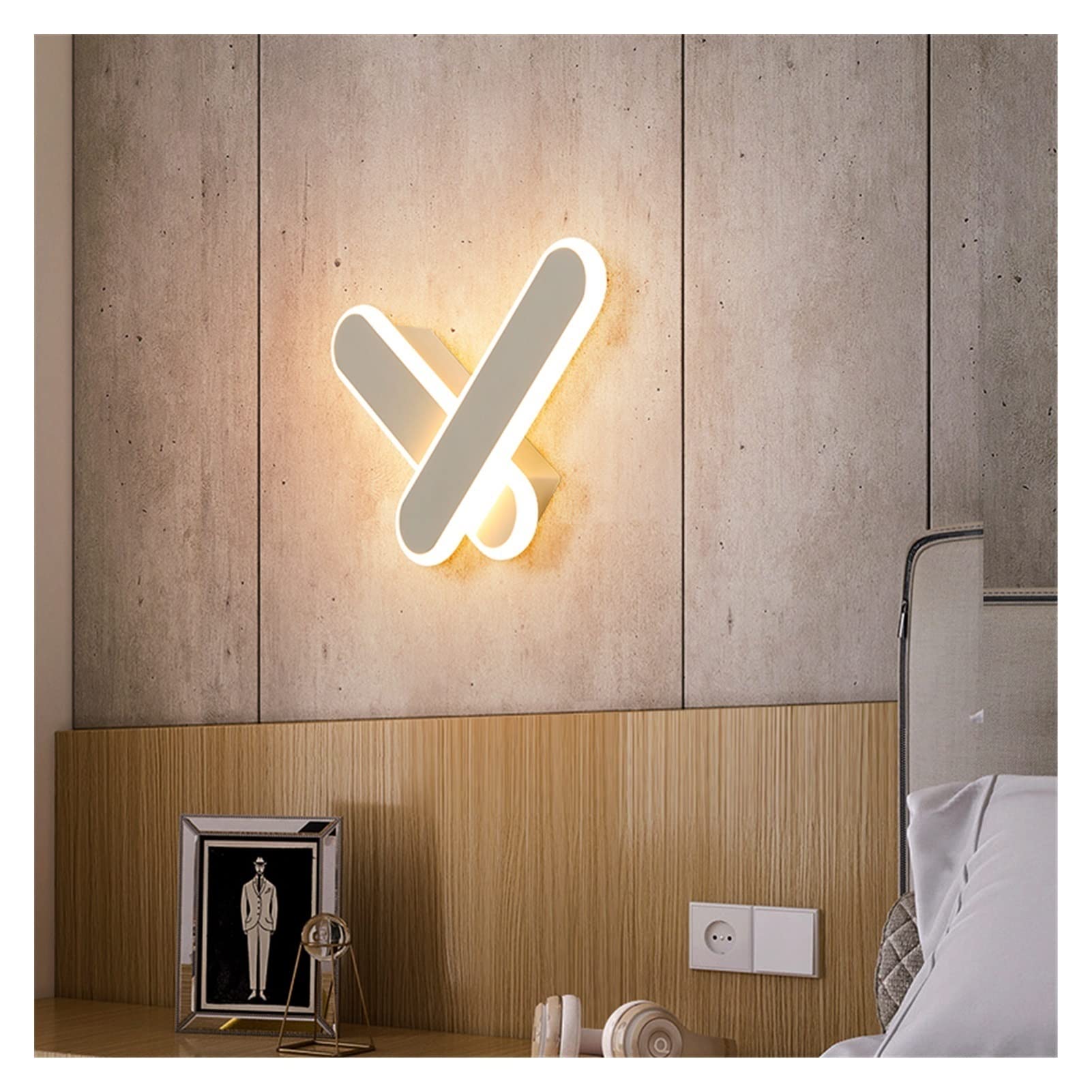 Modern Minimalist LED Wall Lamp - 14W AC96V-260V White & Gold Sconce Light for Living Room, Bedroom, Bedside & Hallway - Energy Efficient Candle-Style Lighting for Home Decoration & Ambient Mood Lighting