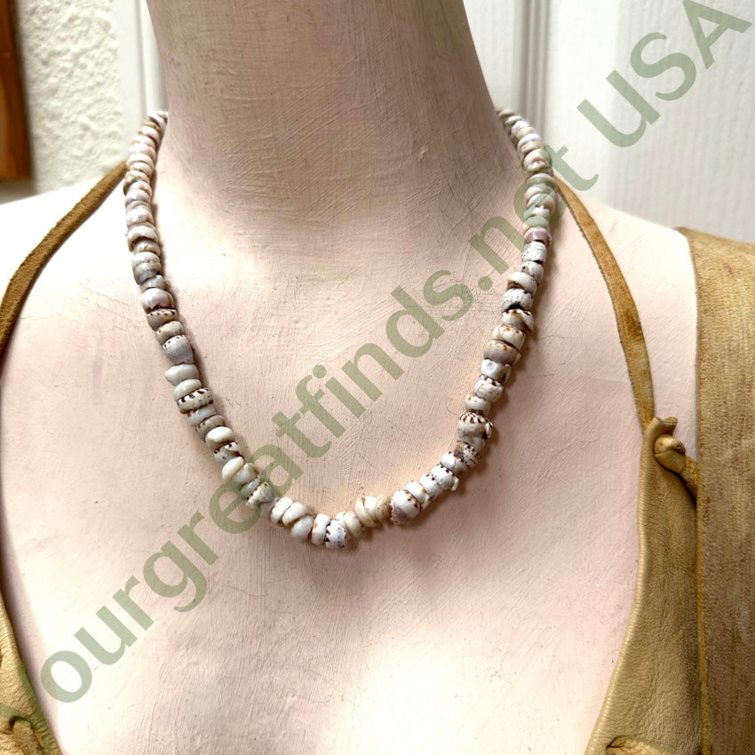 Vintage 1970s Cone Shell Necklace - Boho Beach Jewelry for Women, Handmade Natural Seashell Pendant - Perfect for Summer Outfits, Beach Vacations & Festival Wear