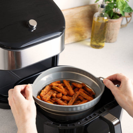 Non-Stick Collapsible Silicone Air Fryer Basket Liner - Round Shape for Easy Storage - Perfect for Philips, Ninja, Cosori & More - Ideal for Frying, Baking & Roasting Healthy Meals