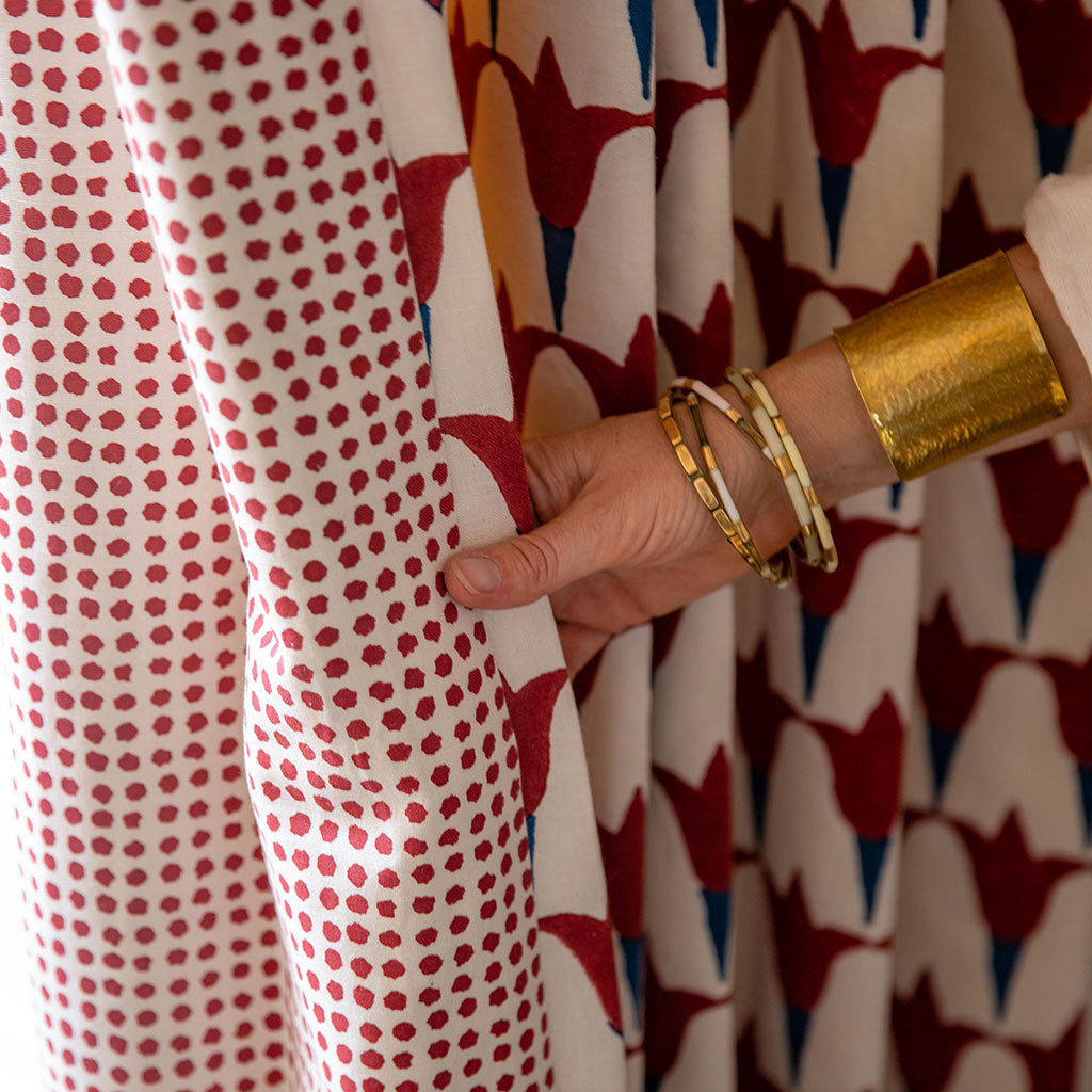 Handmade Block Printed Cotton Fabric for Quilting, Sewing & DIY Crafts - Eco-Friendly & Iron-Friendly Material for Home Decor & Fashion Projects