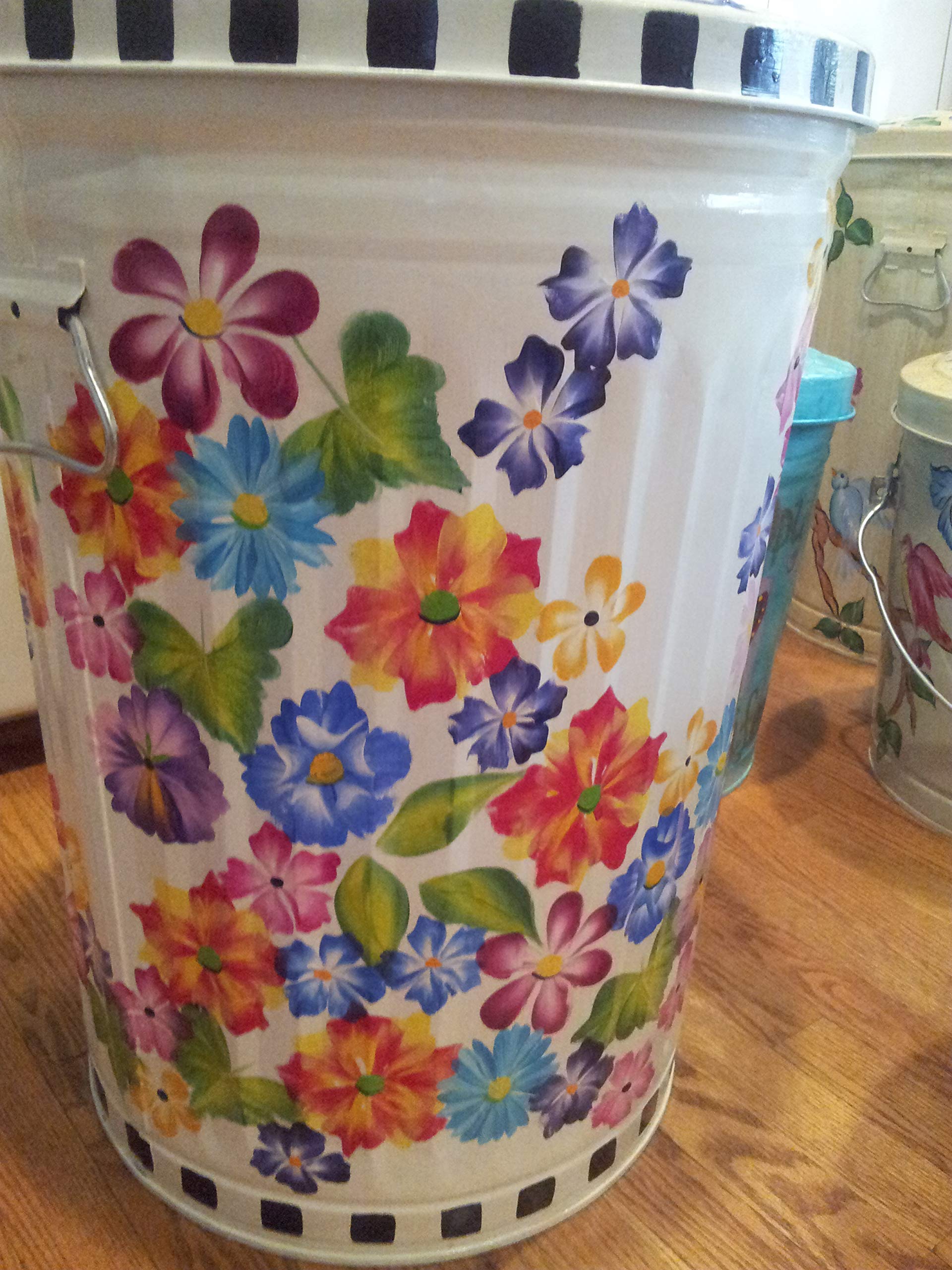 20 Gallon Hand Painted Galvanized Steel Trash Can - Durable Outdoor & Indoor Garbage Bin for Home, Office, Garden, and Commercial Use