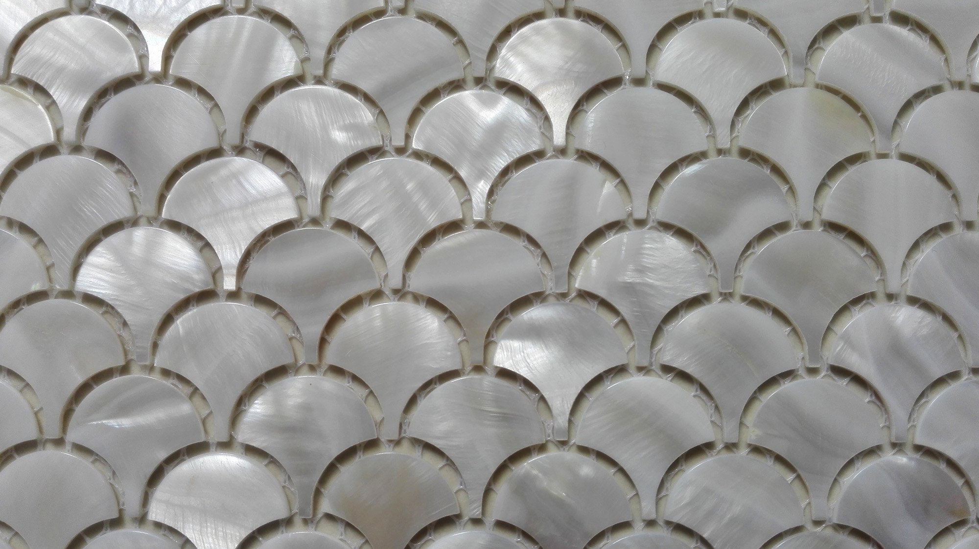 11PCS White Fish Scale Mother of Pearl Mosaic Tiles - Freshwater Shell Backsplash for Kitchen, Bathroom, Shower Wall & TV Background - Home Improvement Decorative Fan Pattern Tiles for Stunning Interior Design