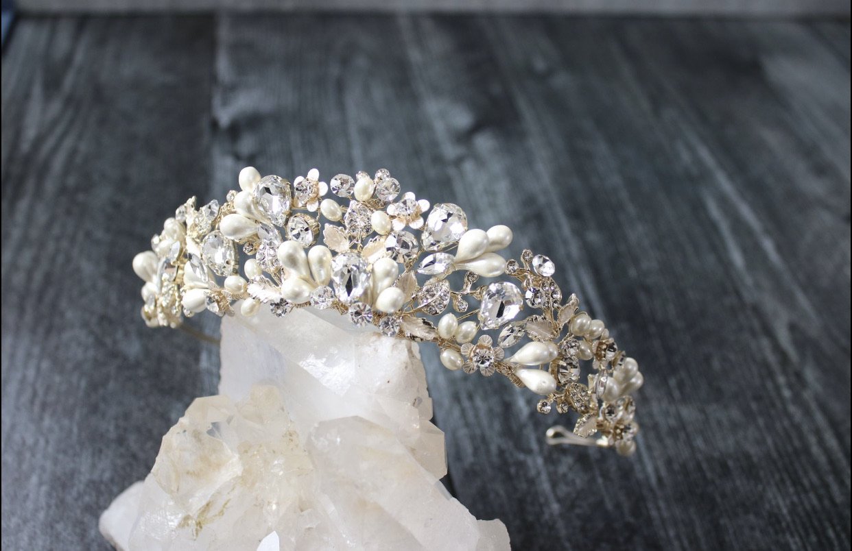 Elegant RANIER Crystal & Freshwater Pearl Bridal Tiara Headpiece - Perfect for Weddings, Prom, Pageants and Special Occasions