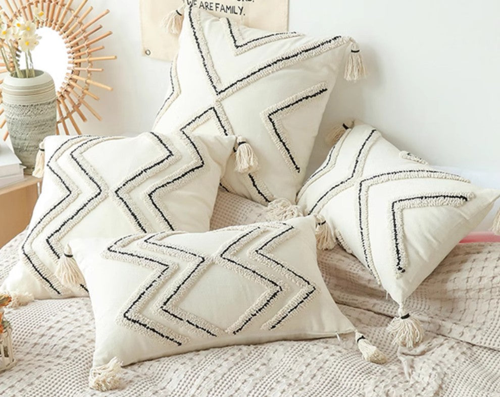 Modern Geometric Square Throw Pillows for Couch - Beige Decorative Cushion Covers - Contemporary Home Decor Accent Pillows for Living Room, Bedroom & Interior Design