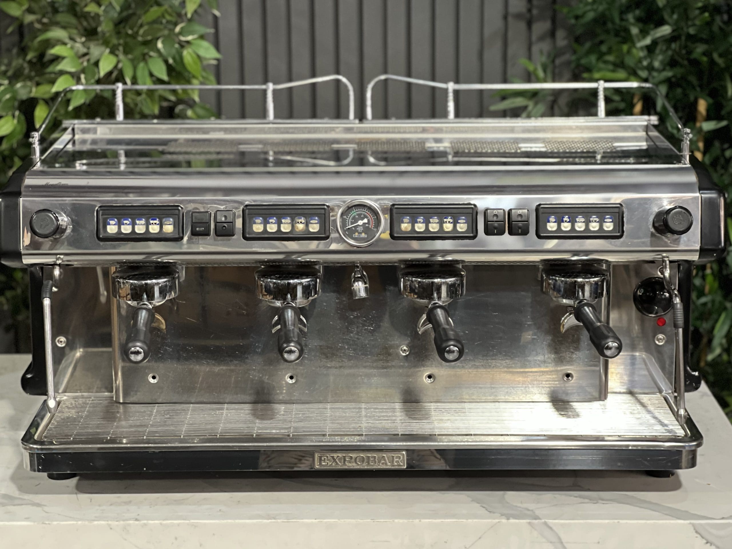 Expobar Ruggero 4 Group Commercial Espresso Machine - Black | Professional Coffee Bar Equipment for Cafes, Restaurants & Offices