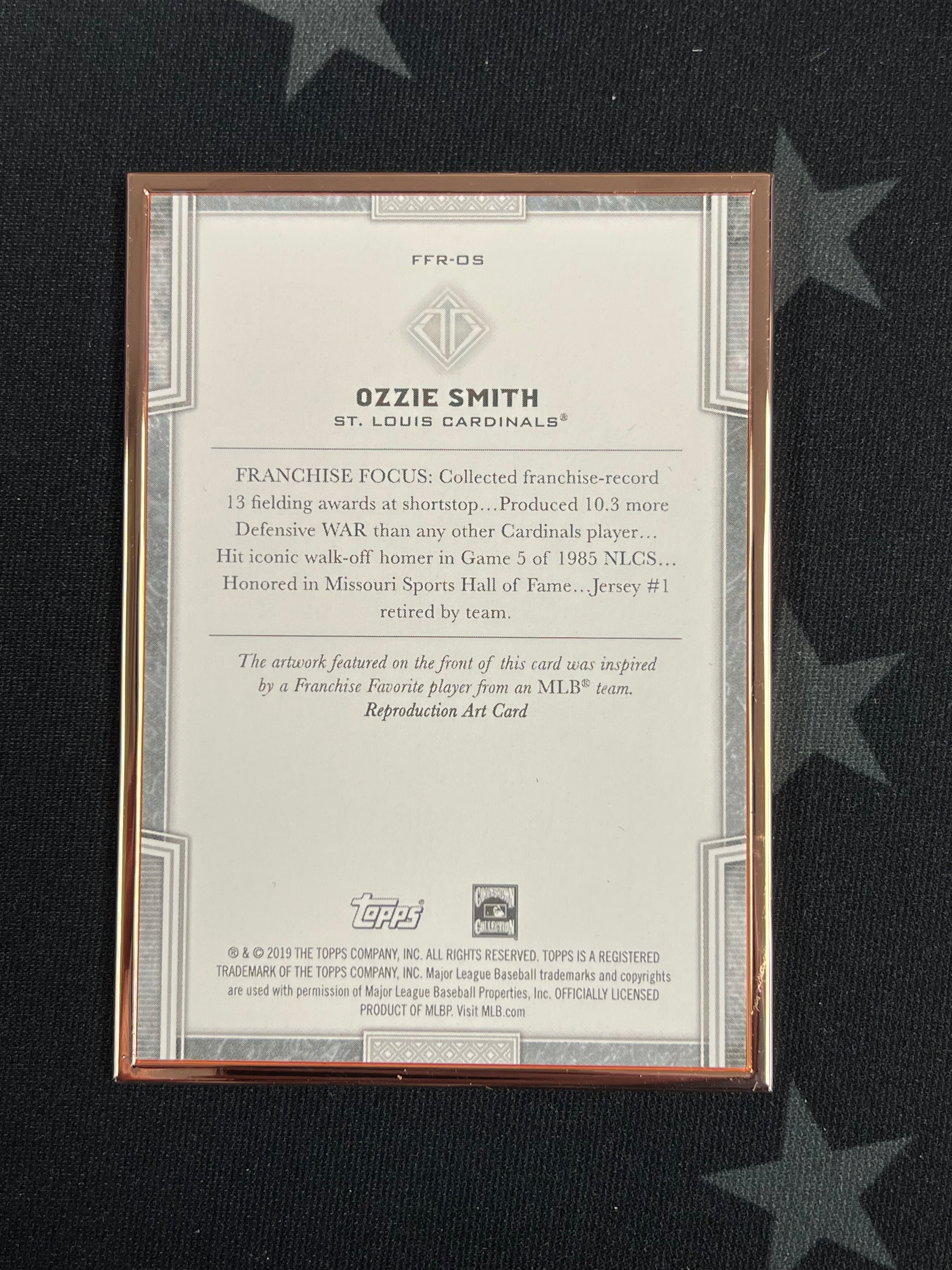 2019 Topps Transcendent Ozzie Smith #FFR OS Franchise Favorites 76/100 - Rare Baseball Trading Card for Collectors & Fans - Perfect for Display, Investment & Memorabilia Collections