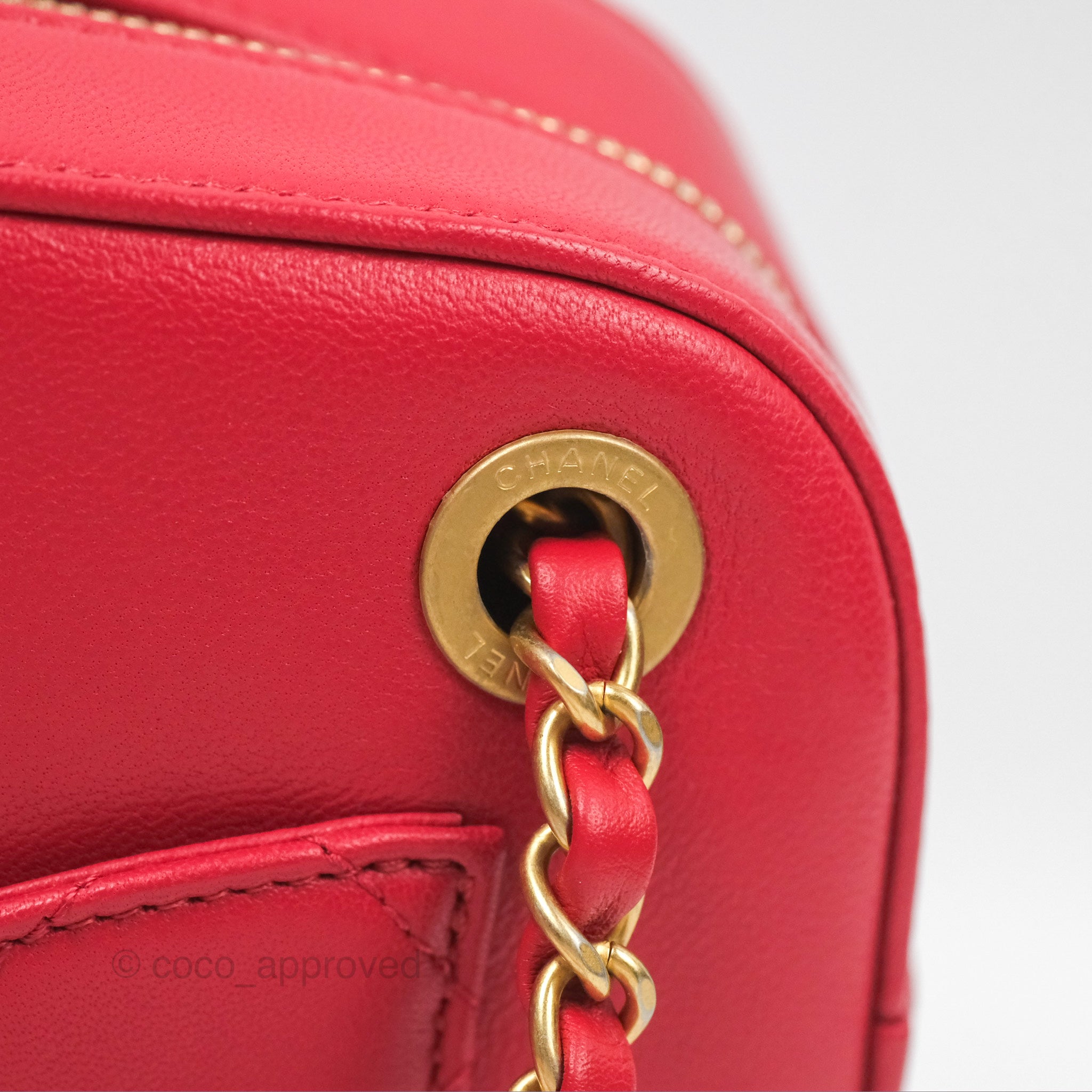 Chanel Red Goatskin Camera Bag with Aged Gold Chain Strap - Luxury Crossbody Bag for Women, Perfect for Parties & Evening Events
