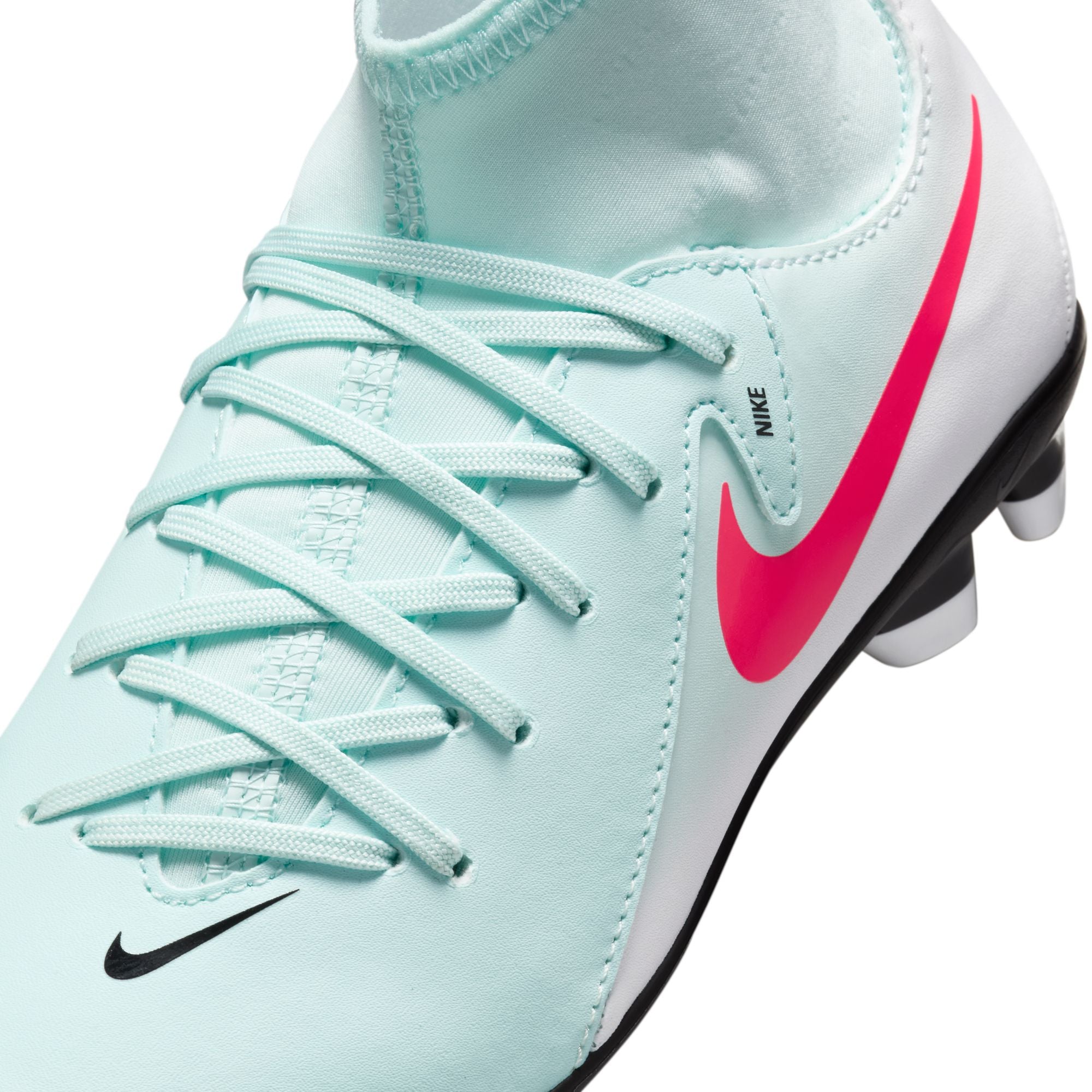 Nike Phantom Luna 2 Club MG Youth Soccer Cleats for Boys & Girls - Lightweight Football Shoes for Turf & Artificial Grass - Perfect for Training & Matches