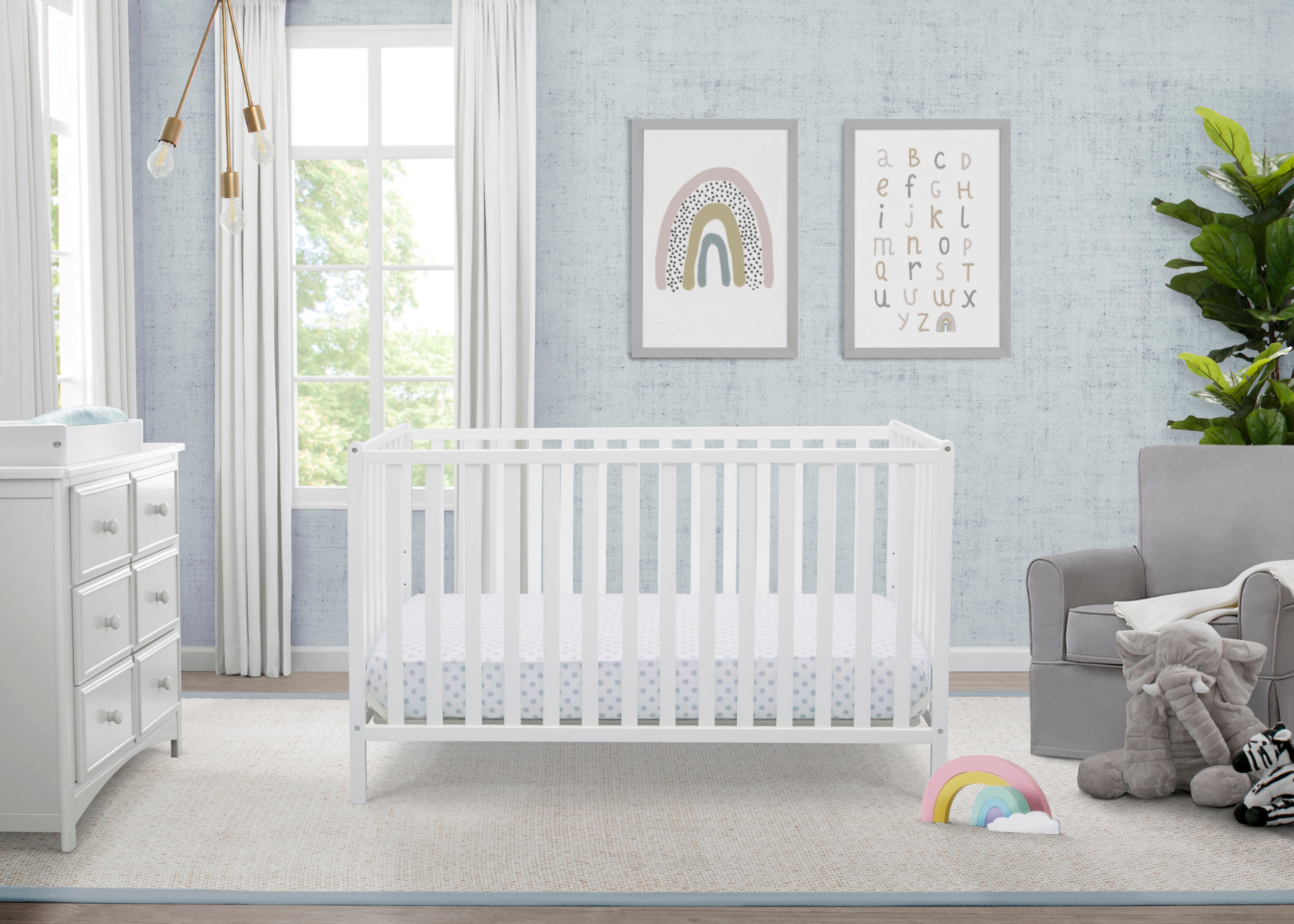 Heartland 4-in-1 Convertible Baby Crib - Toddler Bed, Daybed & Full-Size Bed - Safe Nursery Furniture for Newborn to Adult - Perfect for Baby Rooms, Daycare Centers & Guest Bedrooms