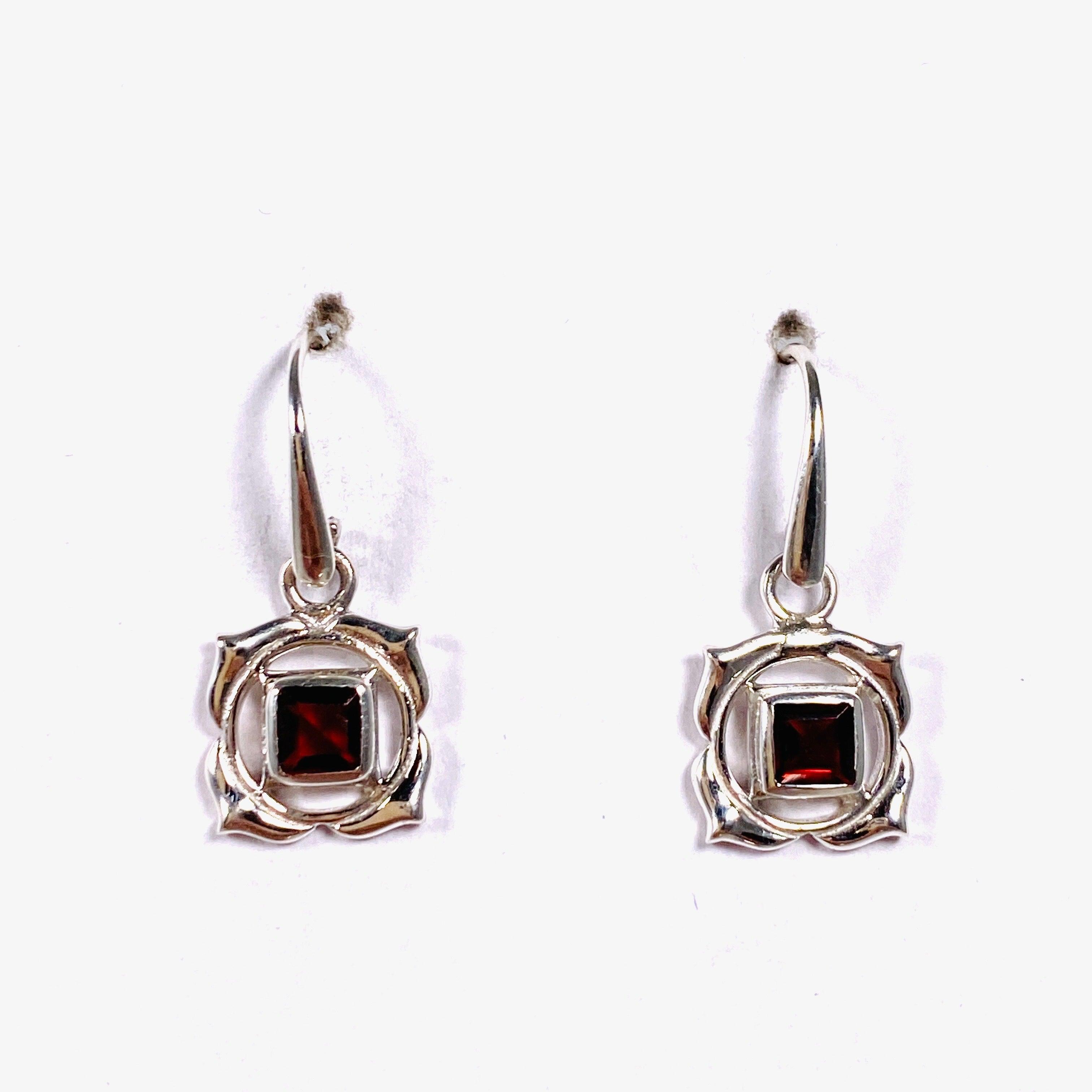 Chakra Earrings with Faceted Gemstones – Spiritual Healing Jewelry for Meditation & Yoga | Boho Chic Accessories