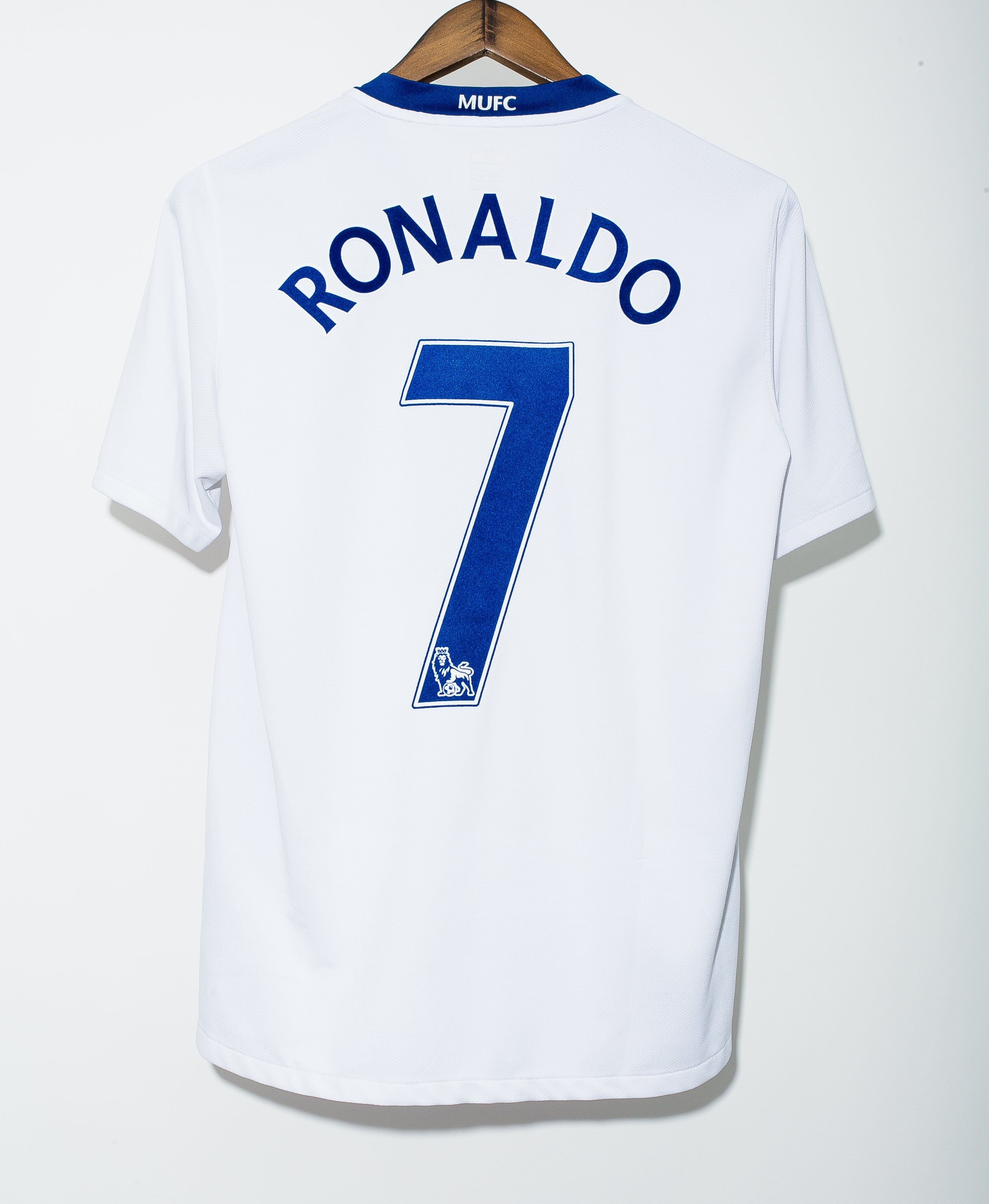 Authentic 2008 Manchester United Away Jersey Cristiano Ronaldo #7 - Size S - Vintage Soccer Shirt for Fans & Collectors - Perfect for Games, Events & Memorabilia Display