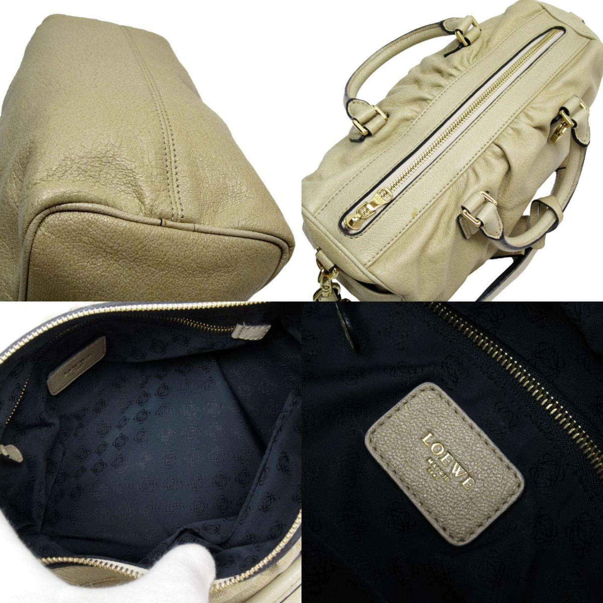 Stylish Beige Leather Handbag with Gold Metal Accents & Adjustable Shoulder Strap - Perfect for Work, Travel and Everyday Use