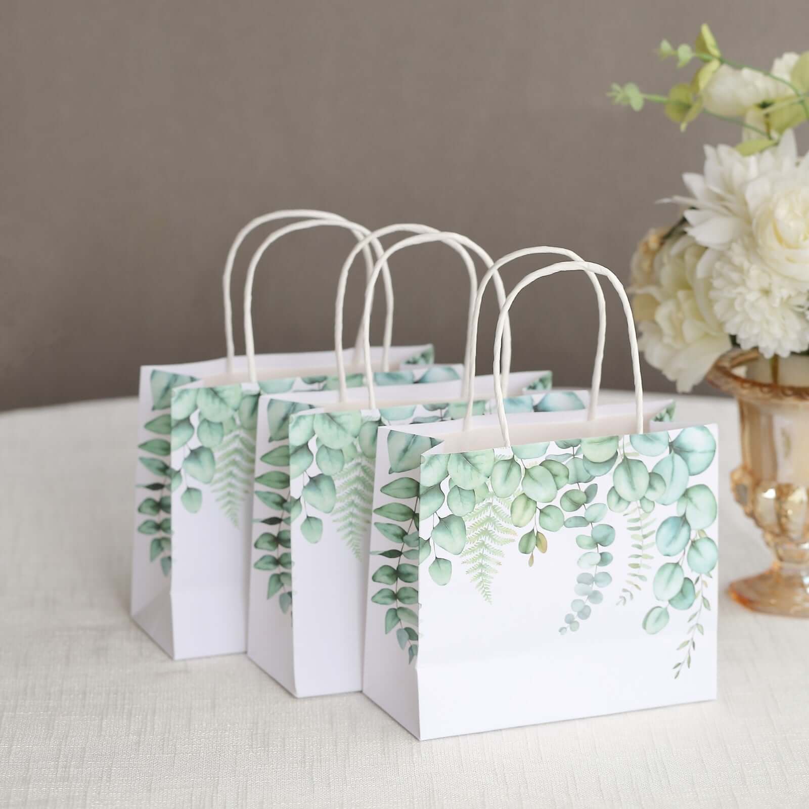 12 Pack Kraft Paper Gift Bags with Handles - Eco-Friendly Party Favor Bags for Birthdays, Weddings & Baby Showers - Perfect for Gift Wrapping & Small Gifts