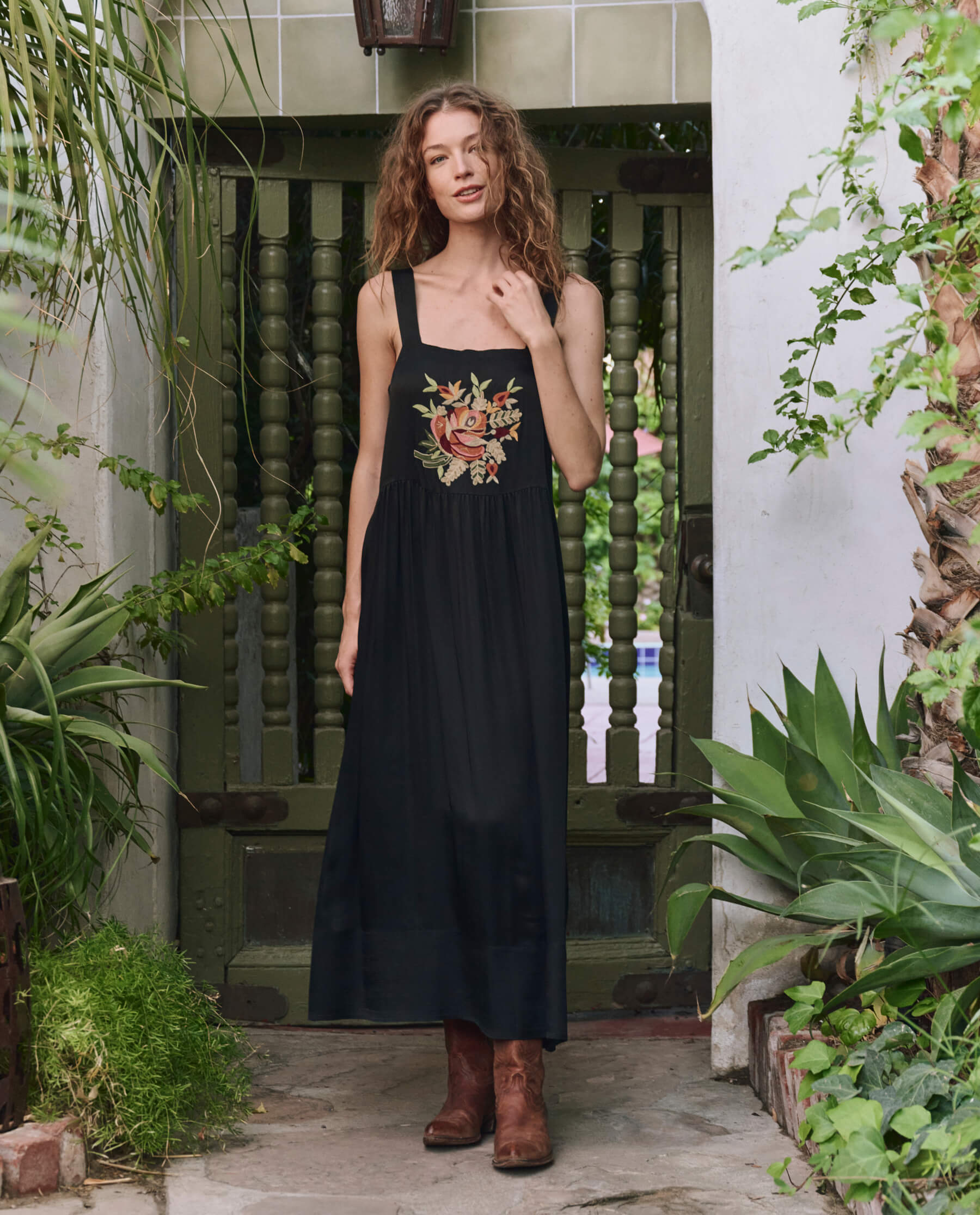Elegant Black Floral Embroidery Day Dress for Women - Perfect for Summer Outings, Brunch Dates & Garden Parties