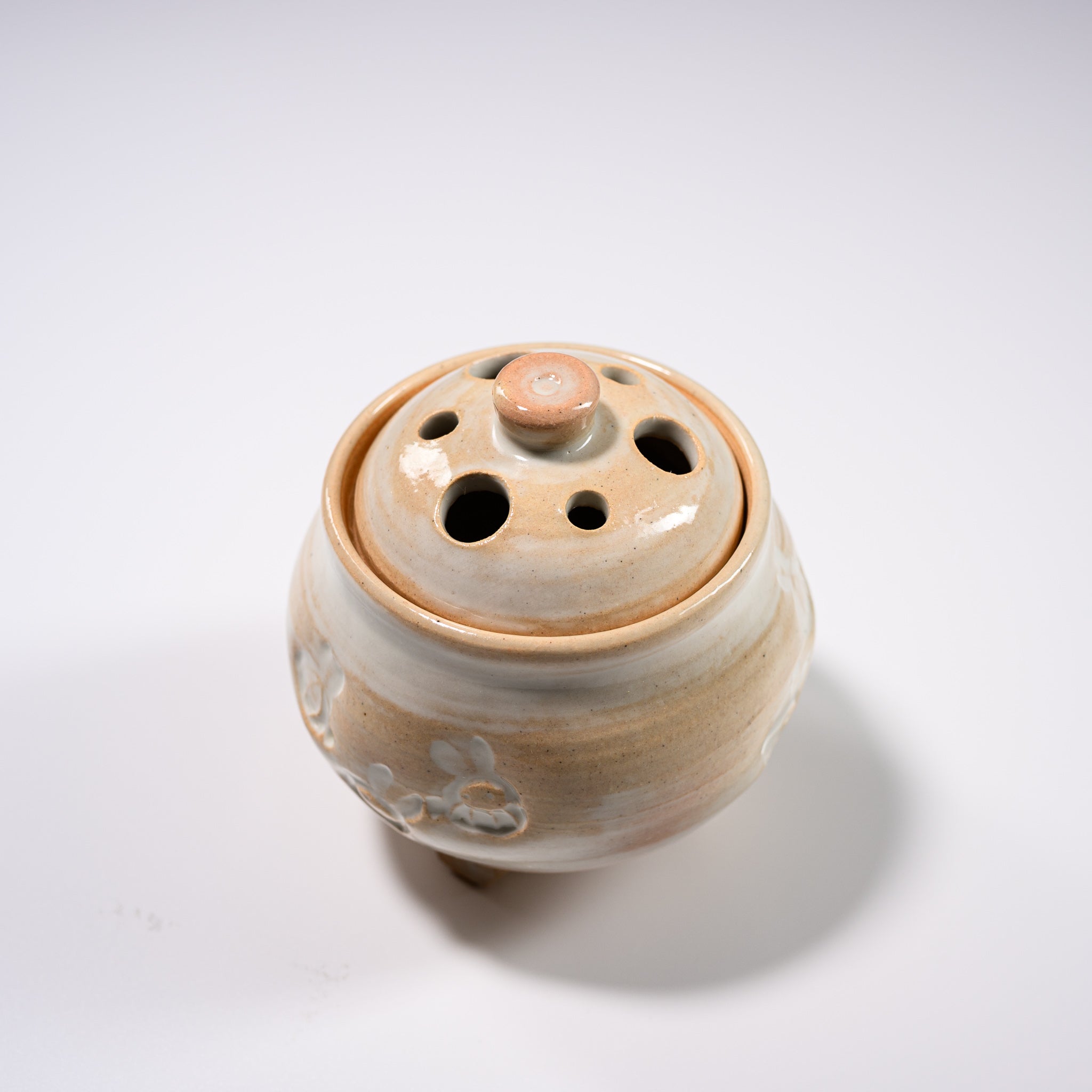 Premium Kyo Kiyomizu Ware Ceramic Incense Burner - Daruma Rabbit Design - Authentic Japanese Zen Home Decor for Meditation & Relaxation Spaces