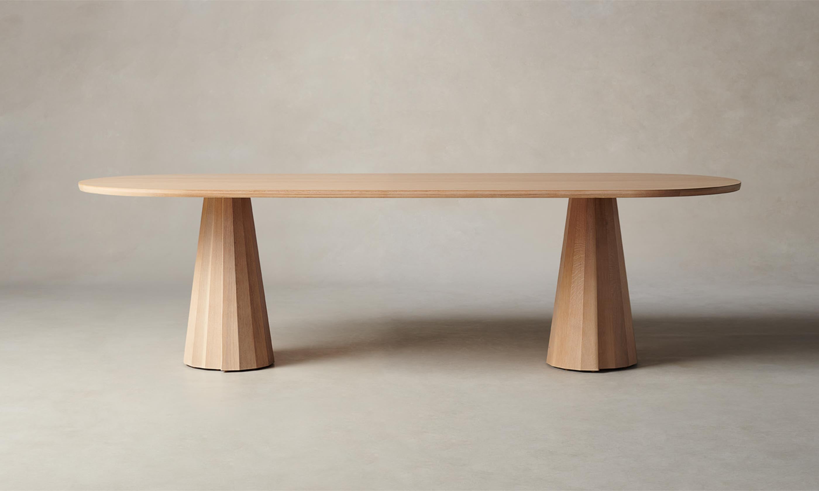 Modern Oval Dining Table - Solid Wood Bank Style for 6-8 People - Perfect for Family Gatherings & Dinner Parties