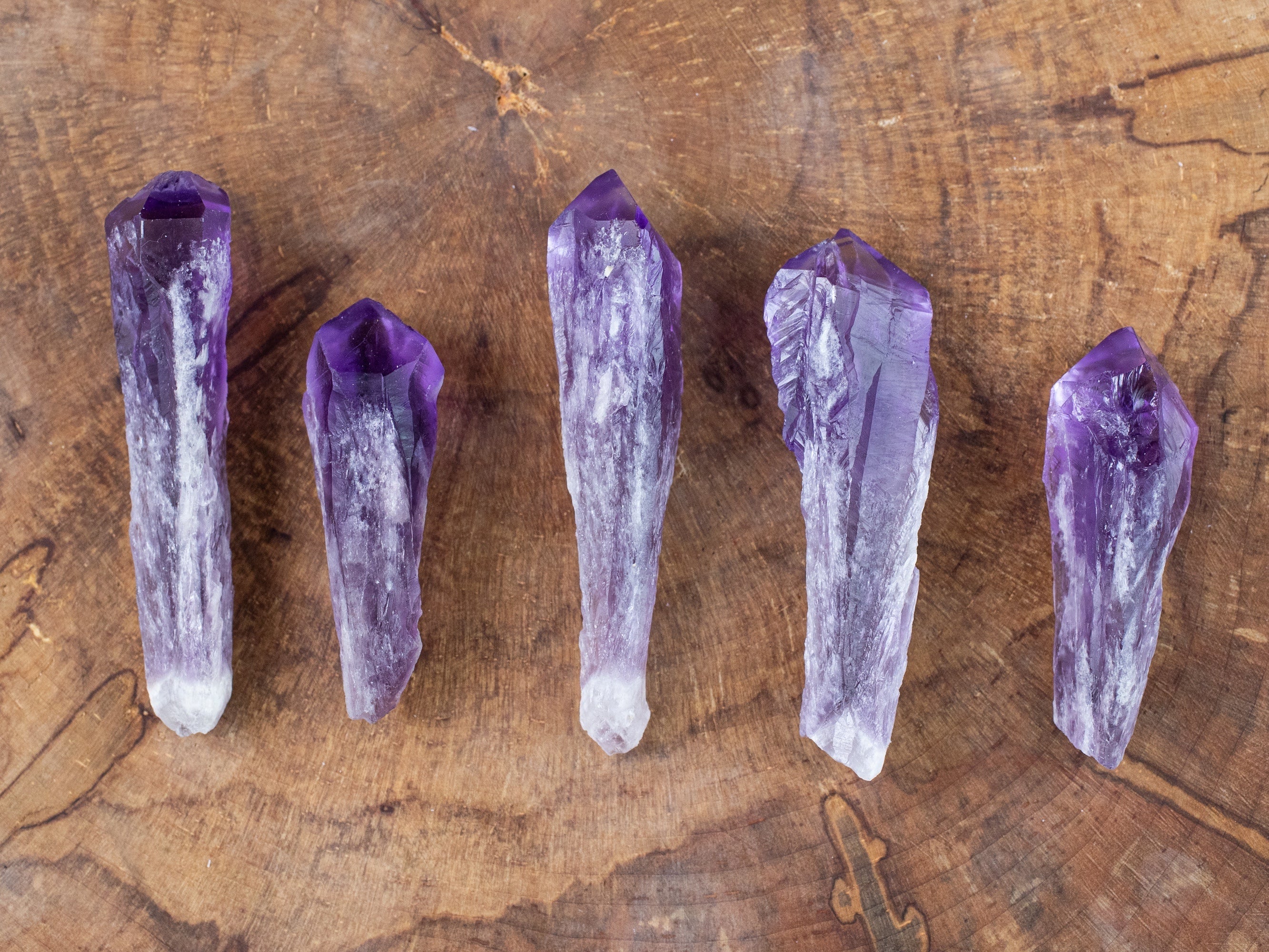 Natural Raw Amethyst Crystal Wand - Healing Stone, Birthstone for February, Raw Crystals & Gemstones for Meditation, Reiki, Chakra Balancing & Spiritual Healing (E1738)