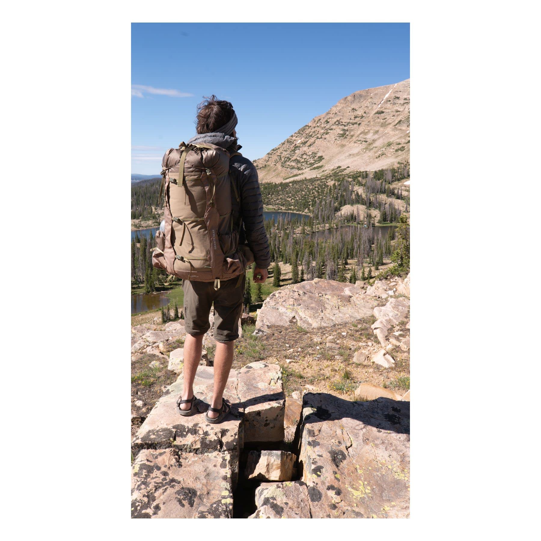 Granite Gear Blaze 60L Backpack - Lightweight Hiking Backpack for Men & Women - Water-Resistant Travel Backpacking Pack for Camping, Trekking & Outdoor Adventures
