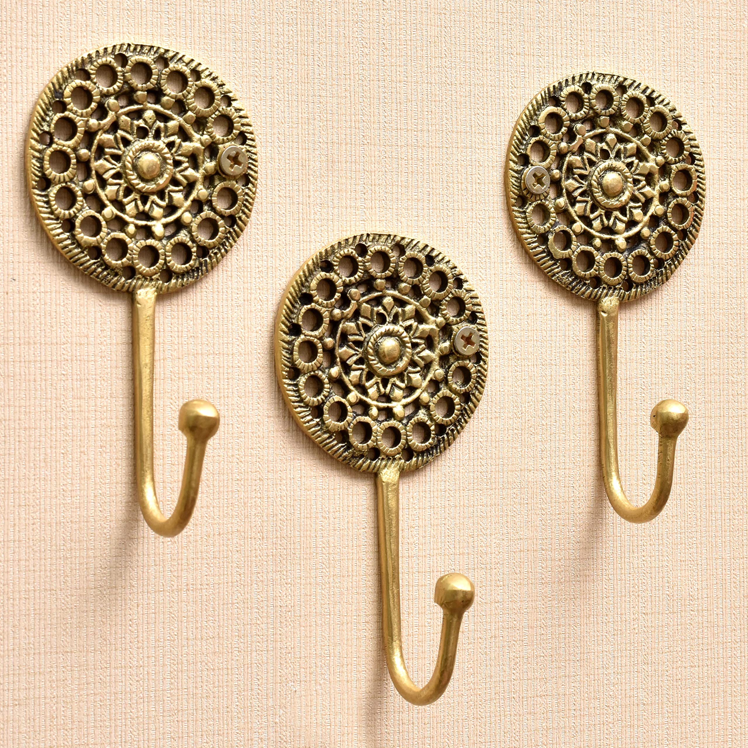 Vintage Brass Wall Hooks for Keys & Coats - 3-Piece Boho Decorative Hooks Set - Antique Gold French Shabby Chic Hangers - Perfect for Entryway, Bedroom & Bathroom Organization