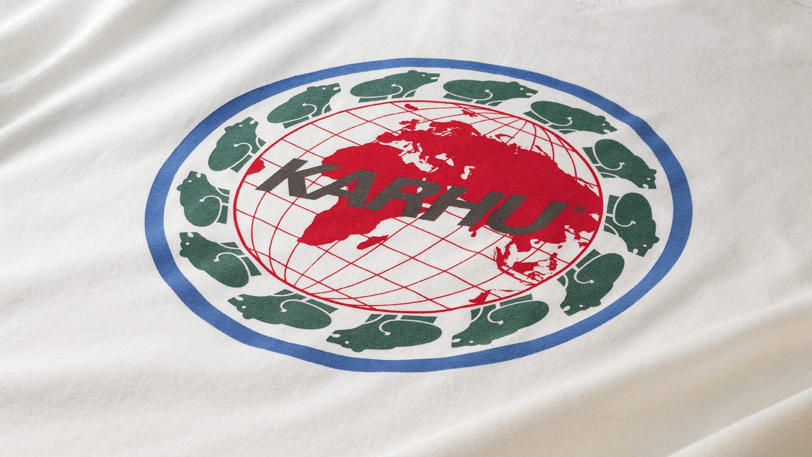 KARHU Worldwide T-Shirt - Bright White / Gull - Comfortable & Stylish Unisex Tee for Casual Wear, Street Fashion & Everyday Outfits
