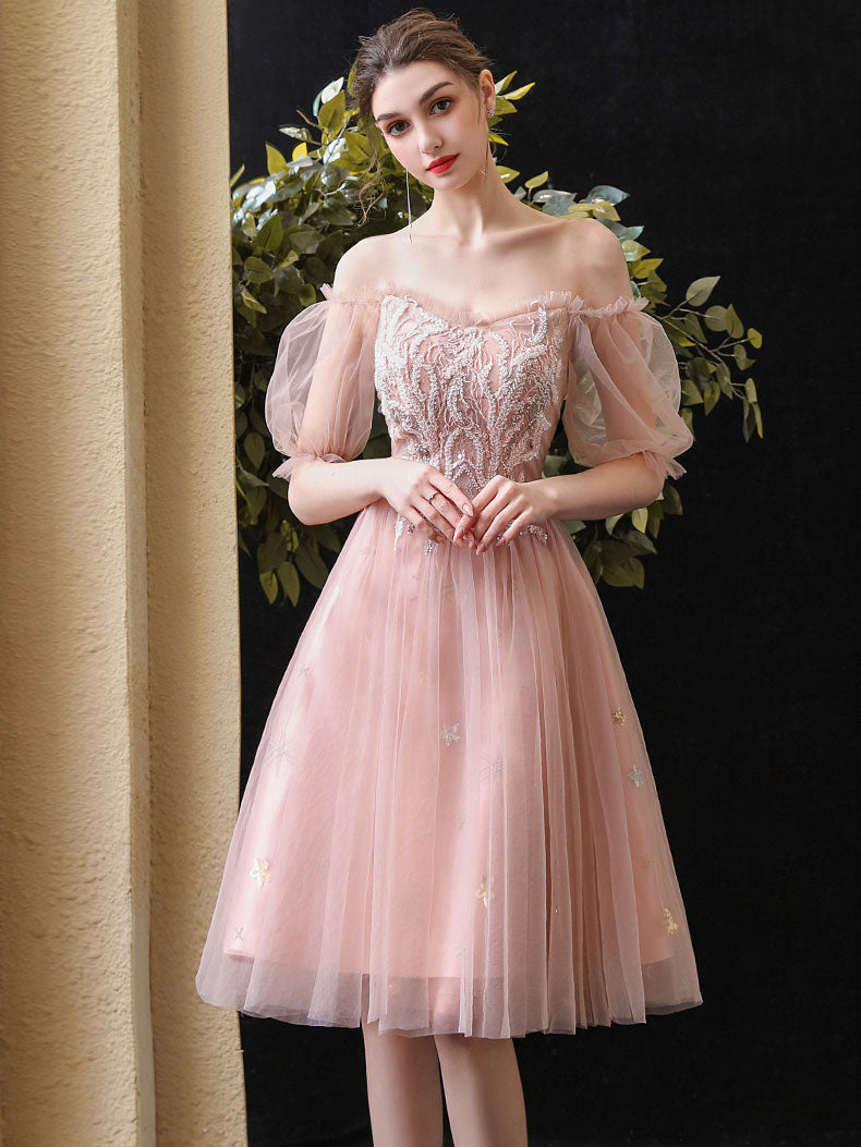 Pink Sweetheart Neck Tulle Lace Short Prom Dress - Elegant Homecoming Gown for Teens, Perfect for Dances, Parties & Special Occasions