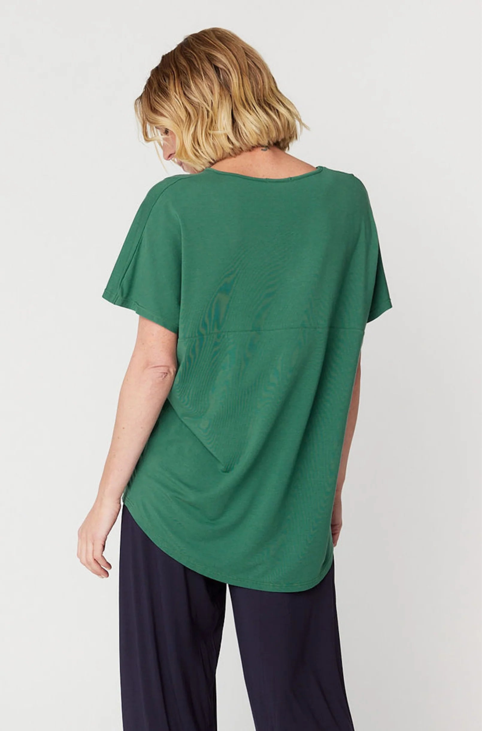 Tani Ivy Swing Tee - Women's Flowy Short Sleeve T-Shirt for Casual Wear & Summer Outfits | Perfect for Beach, Picnics & Everyday Comfort