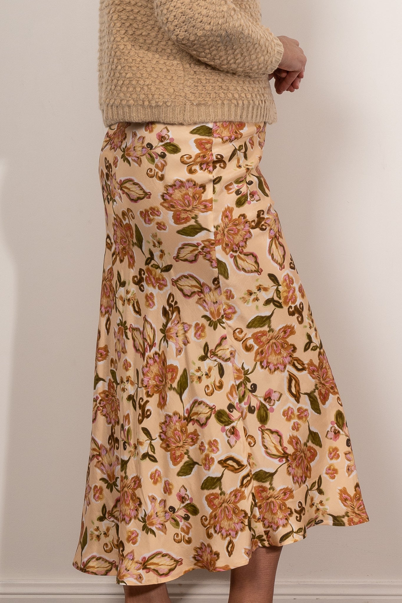 Kinney Leah Skirt - Women's Flowy Midi Skirt with Pockets | Perfect for Office, Date Night & Summer Outfits