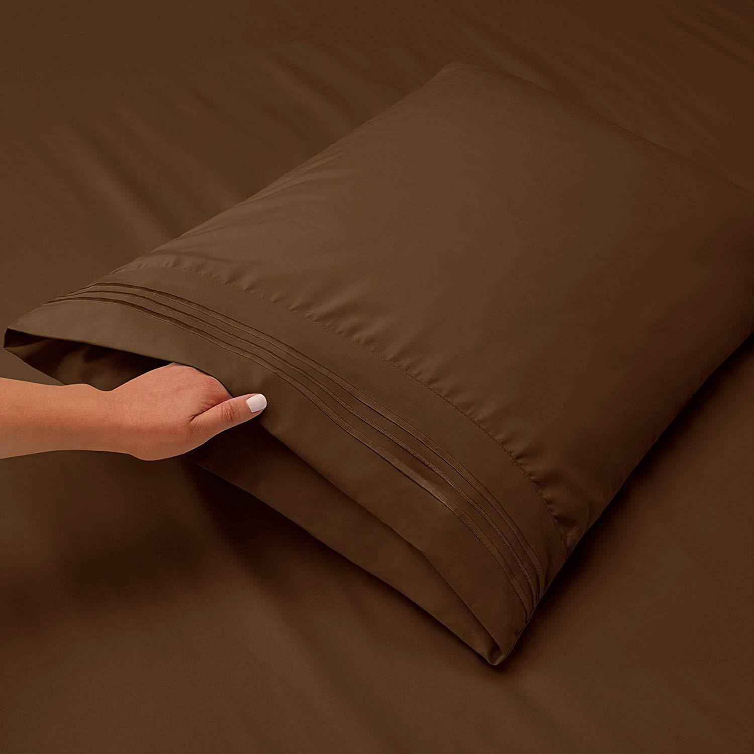 JS Sanders 6-Piece Microfiber Bed Sheet Set - Full Size, Chocolate Brown | Soft Breathable Bedding for Comfortable Sleep | Perfect for Guest Rooms, Dorms & Master Bedrooms