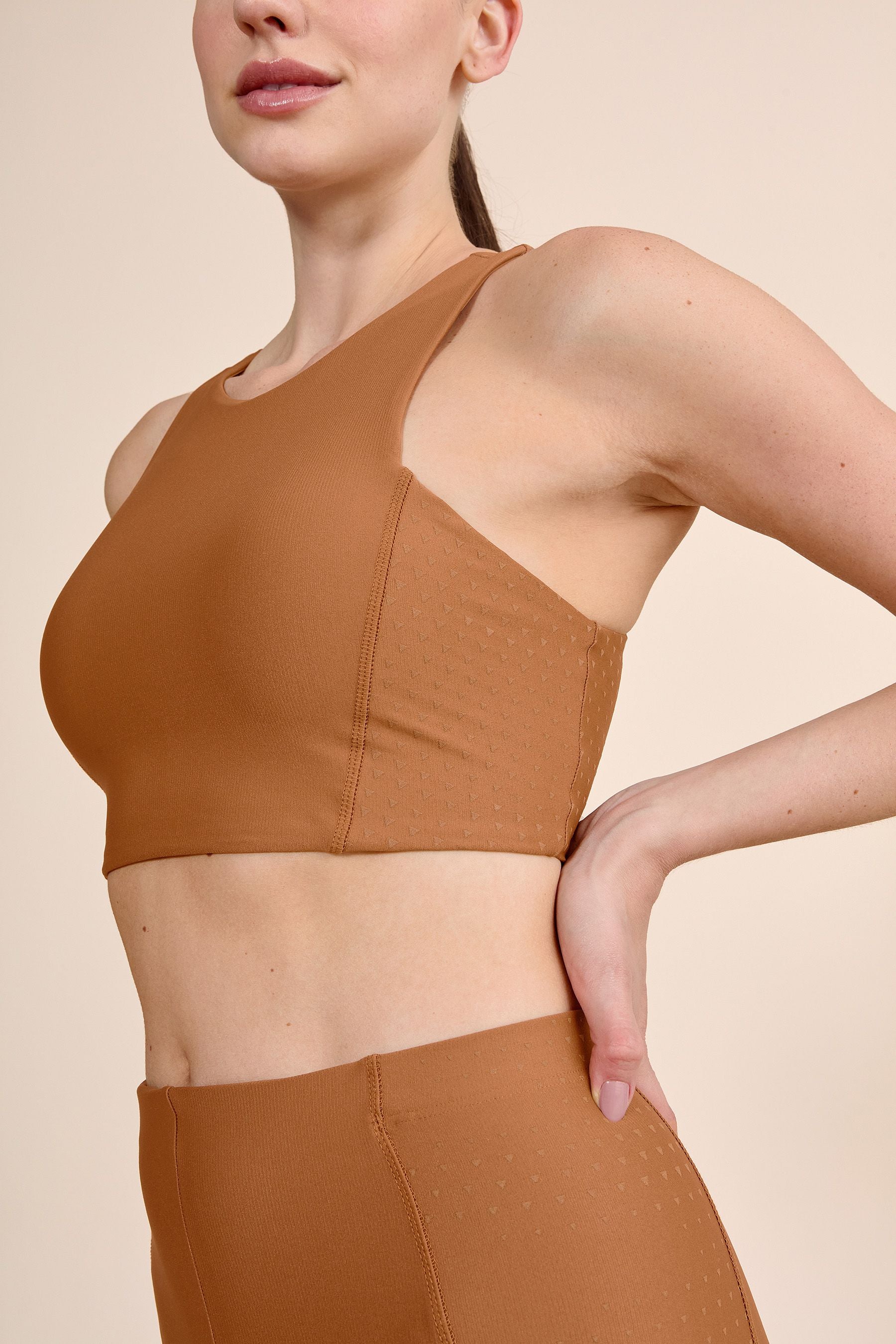 Cross Allure® Mat Adaptiv Sports Bra - High Support Workout Bra for Women - Perfect for Yoga, Running & Gym
